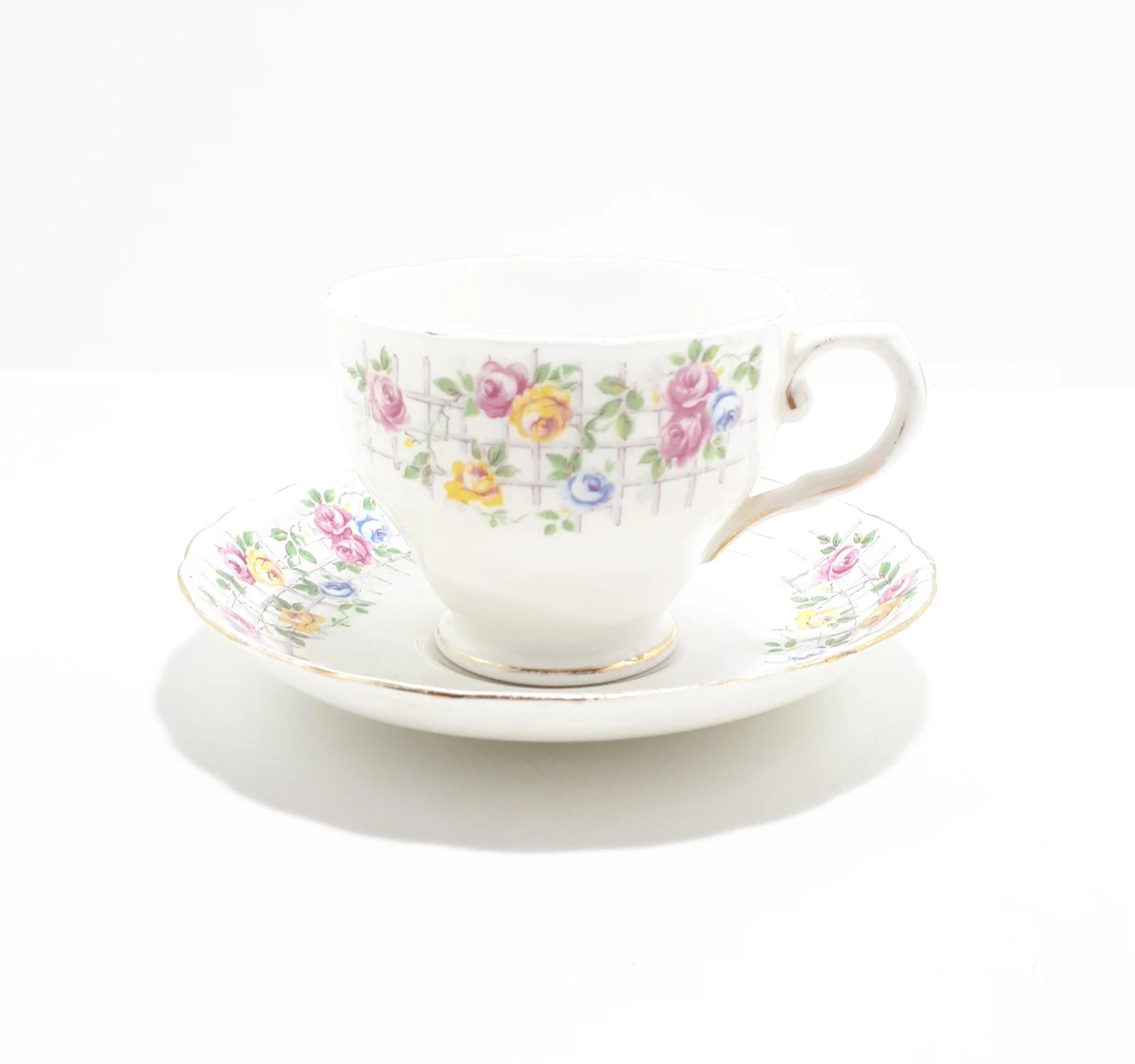 1940’s Tuscan Fine Bone China Tea Duo - Roses On Trellis C7903G