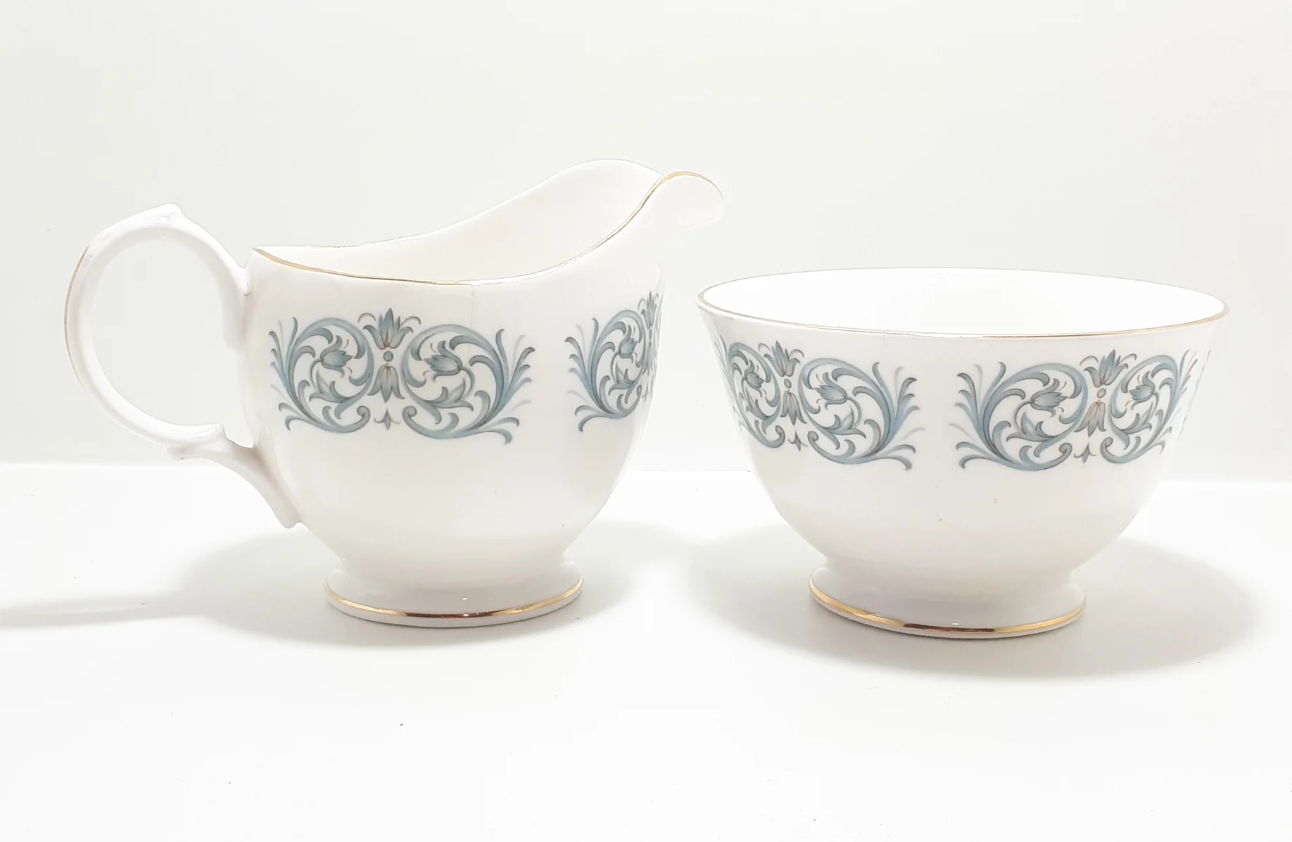 1960’s Queen Anne Porcelain Open Sugar Bowl & Creamer – Pattern 8458