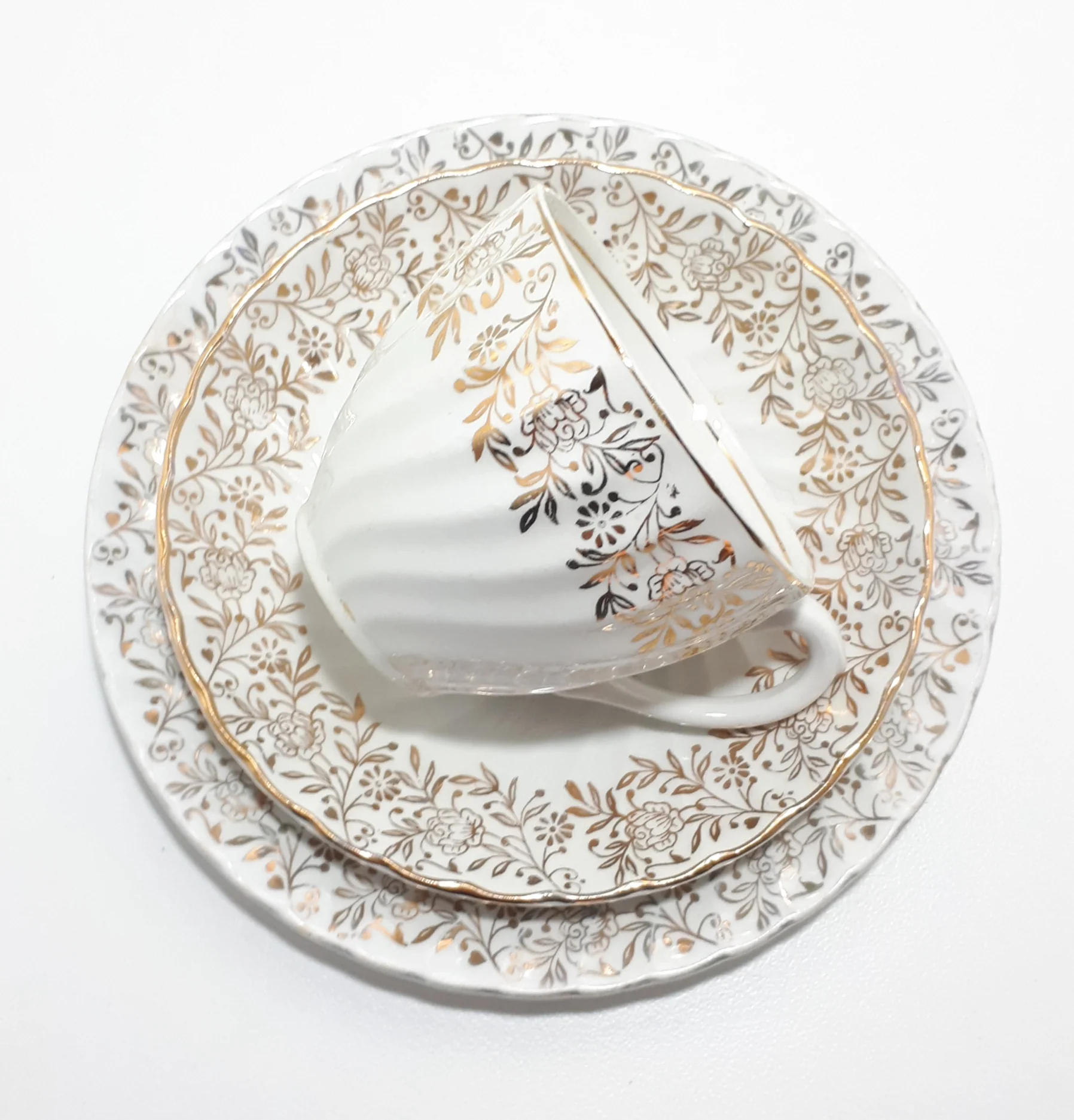 1960’s Royal Wessex White Ironstone Range Swinnertons Tea Trio – Golden Arbour Pattern, Warranted 22 KT Gold - Image 3