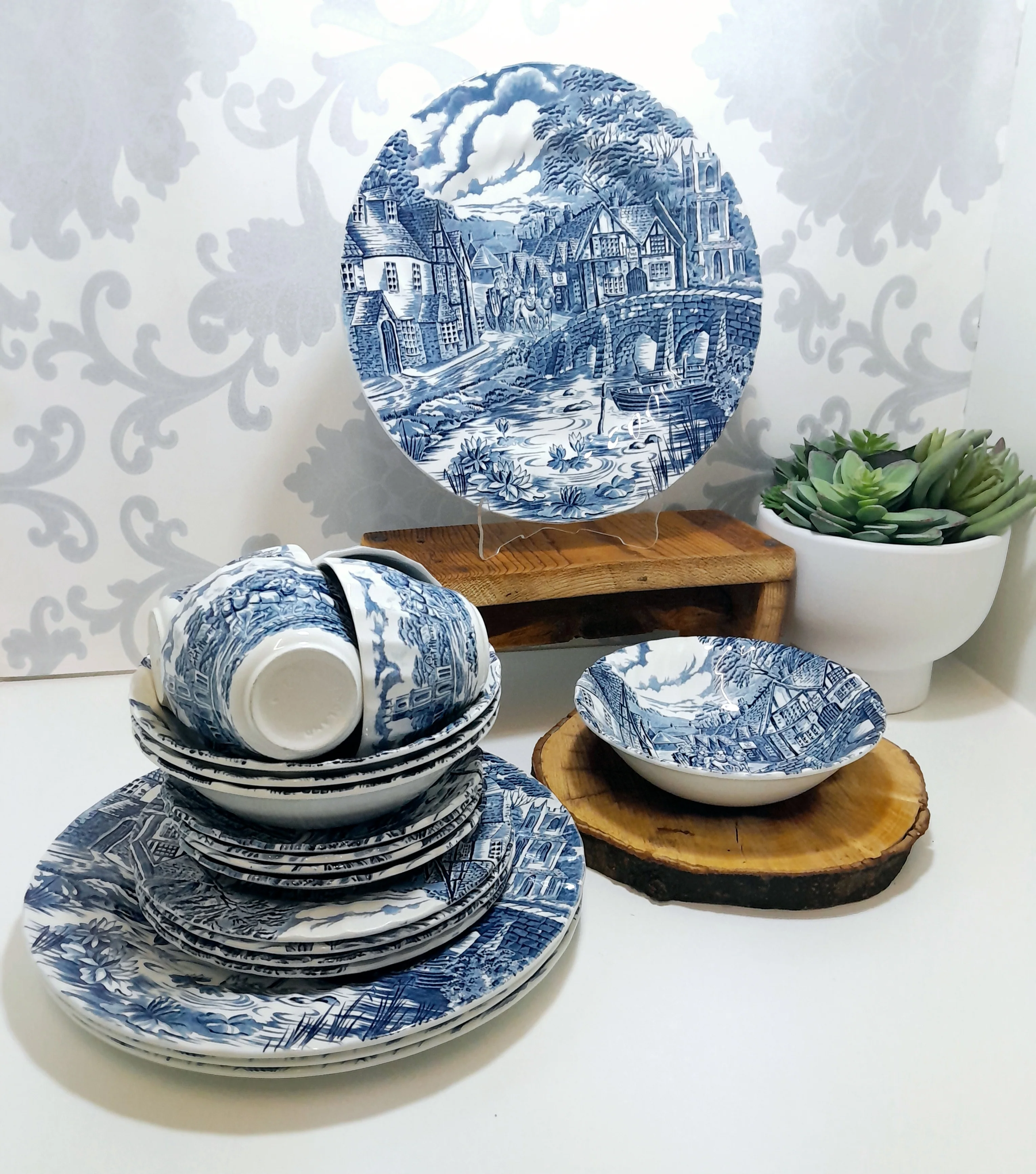 20 Piece Blue & White Alfred Meakin “The Post House” Dinner Set For Four - Image 9