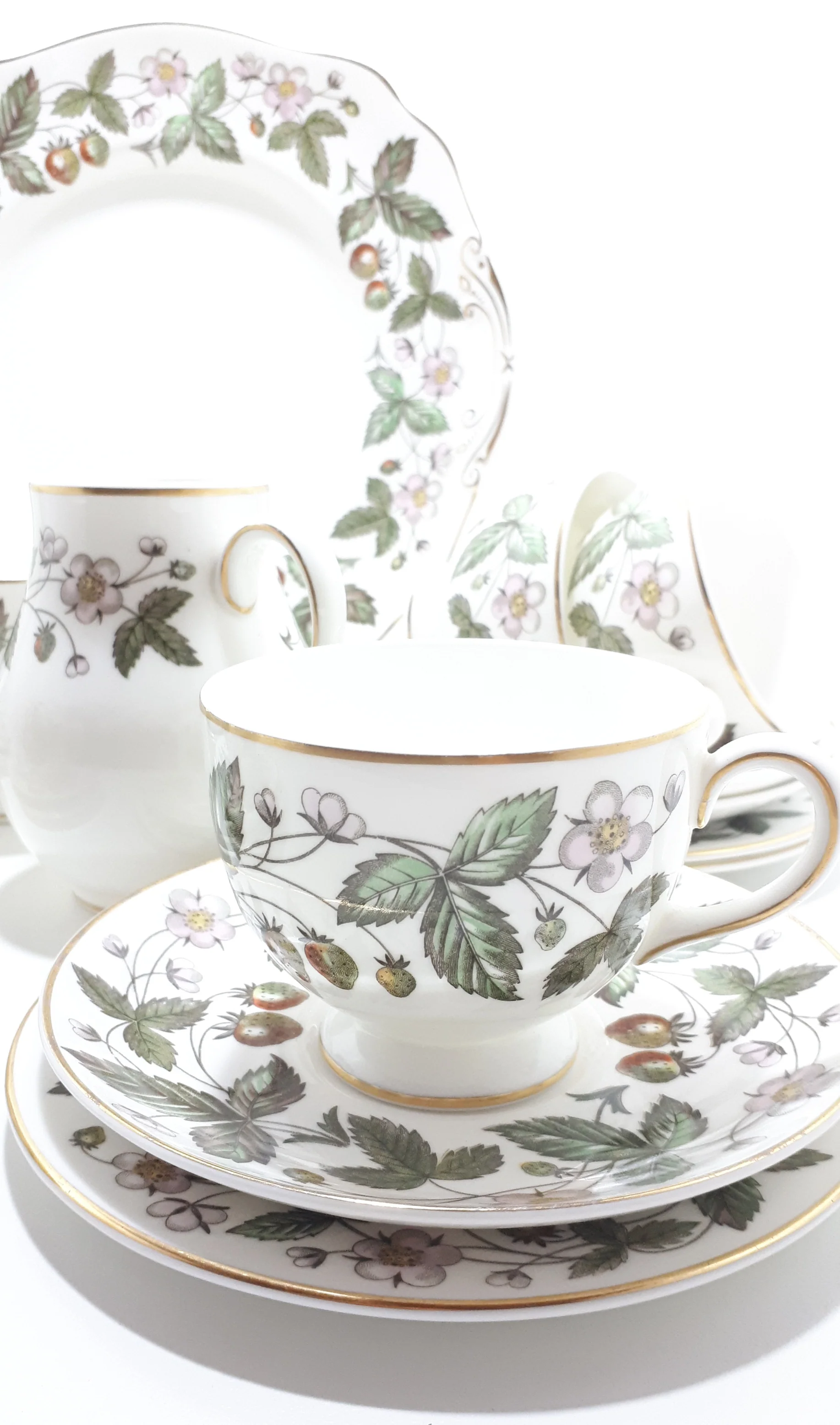 21 Piece Vintage Wedgwood Etruria Barlaston Strawberry Hills Tea Set – Circa 1957 - 1978 - Image 3