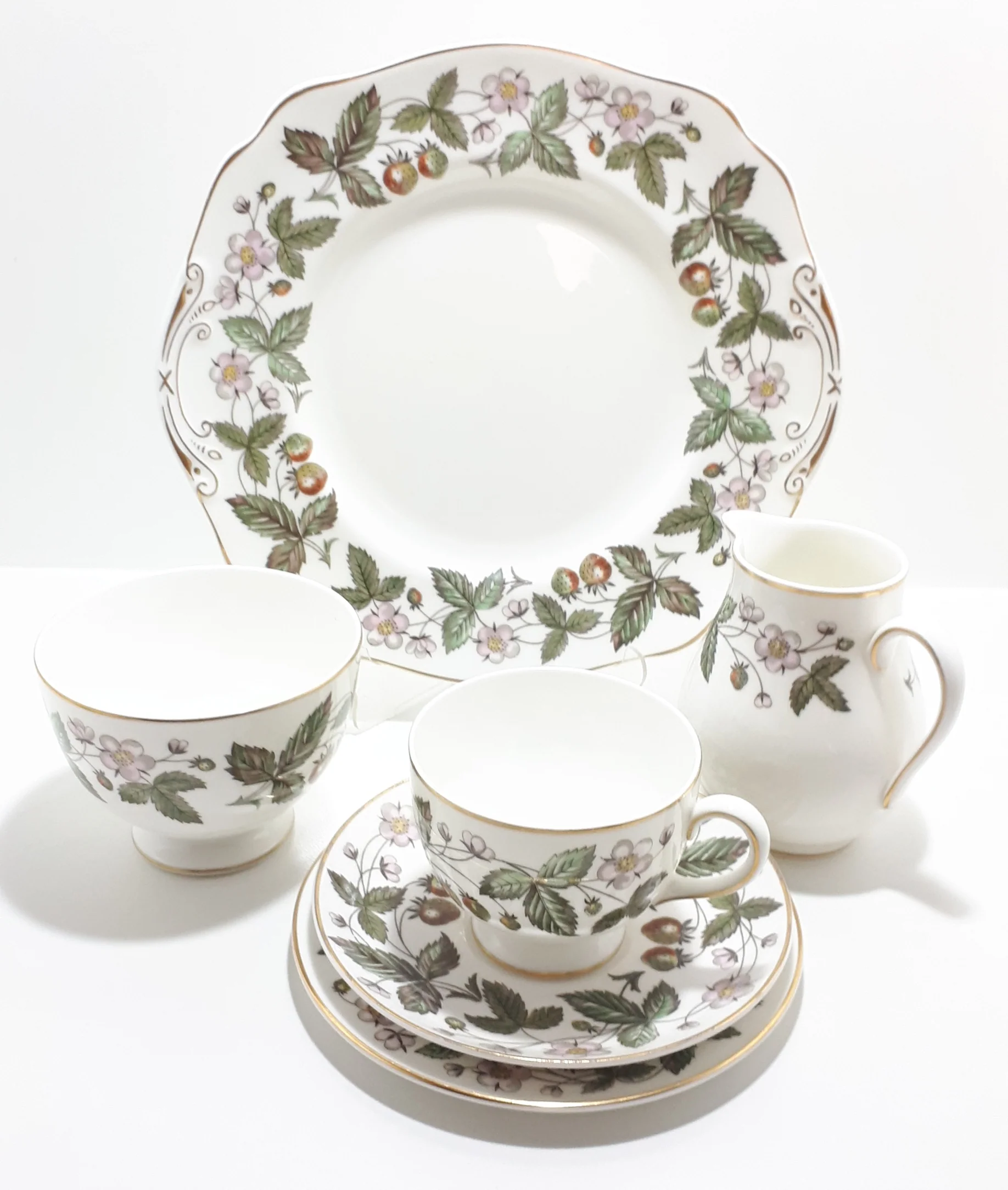 21 Piece Vintage Wedgwood Etruria Barlaston Strawberry Hills Tea Set – Circa 1957 - 1978 - Image 4