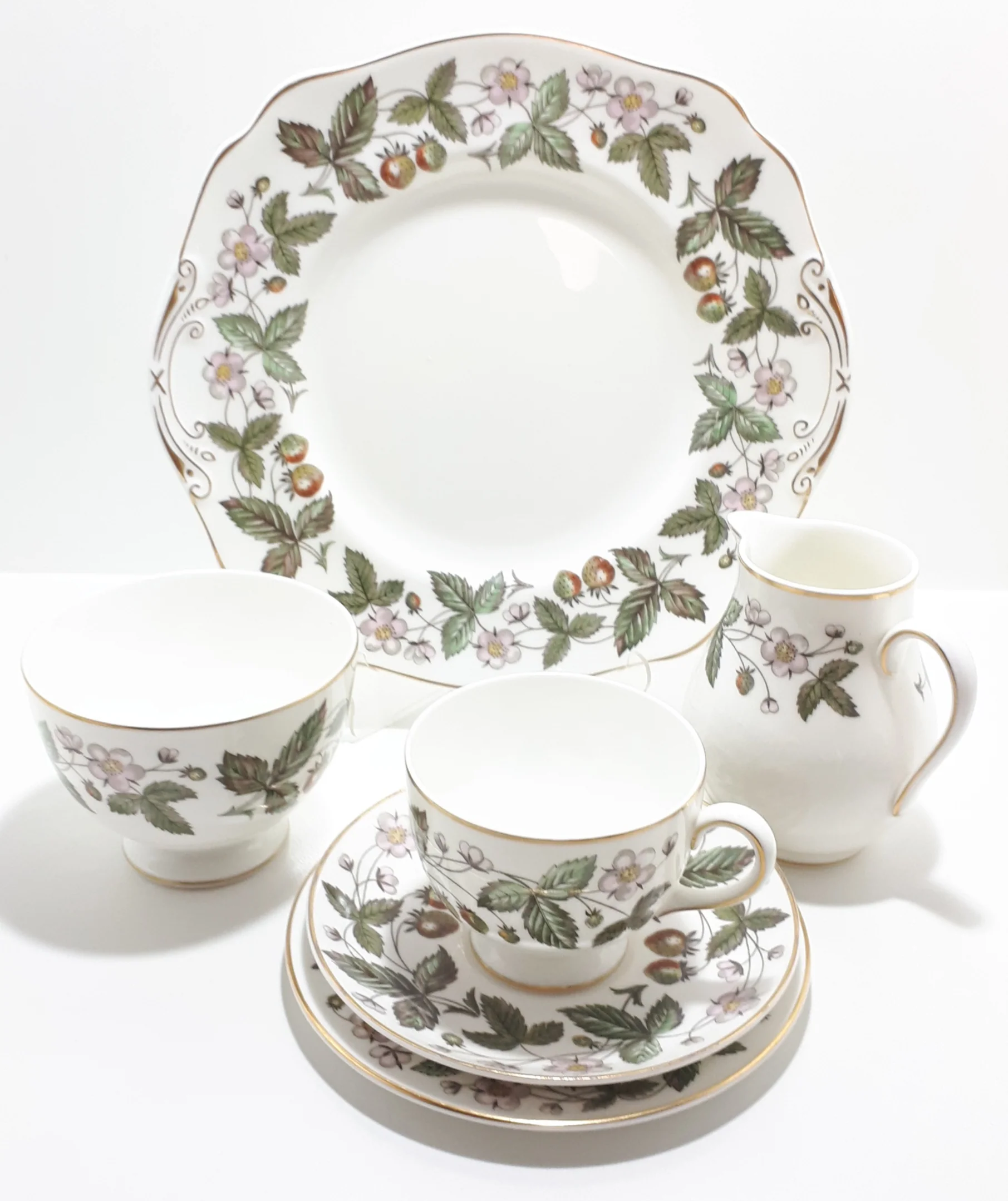 21 Piece Vintage Wedgwood Etruria Barlaston Strawberry Hills Tea Set – Circa 1957 - 1978 - Image 9
