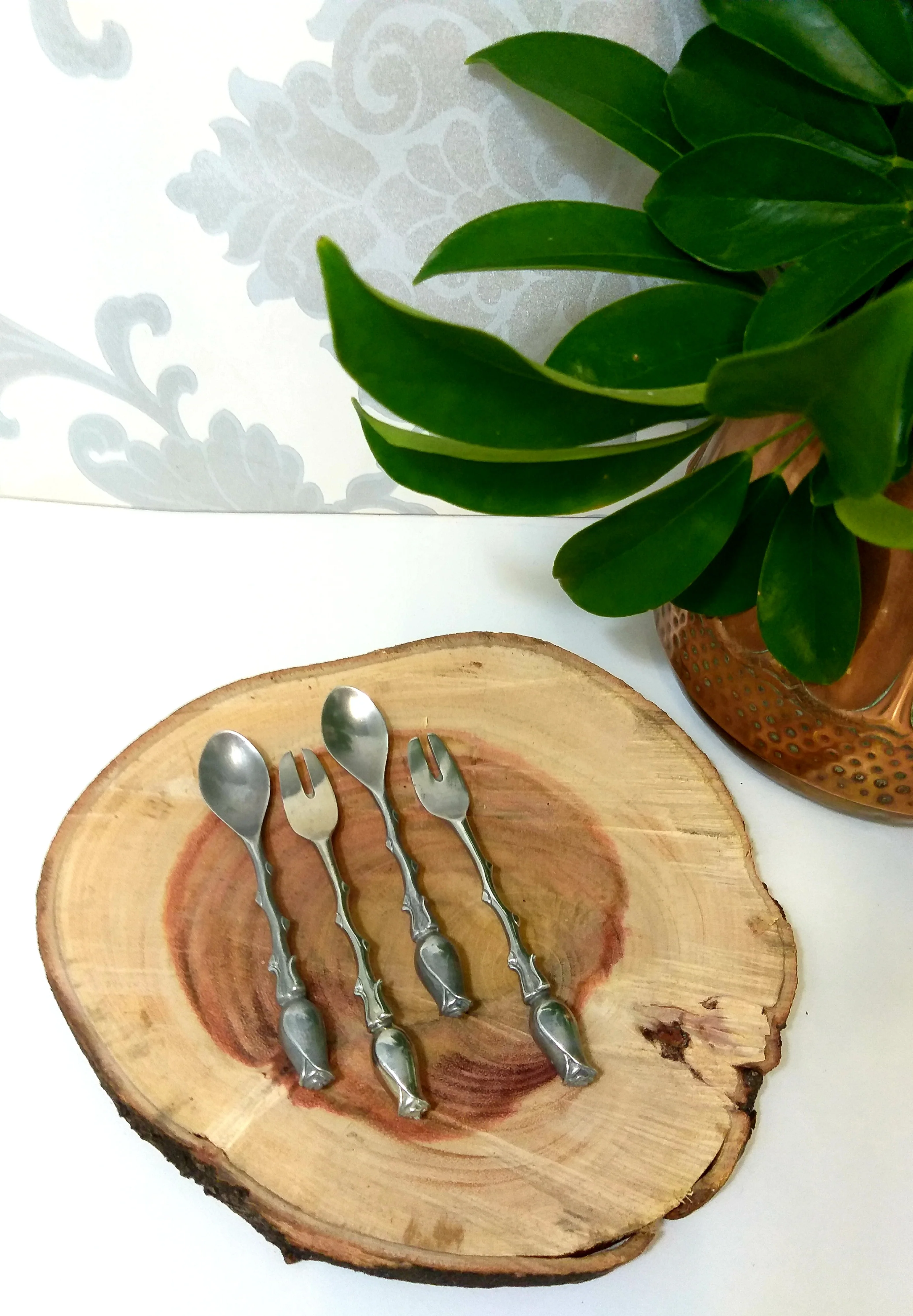 Beautiful Pewter Set Of 2 Teaspoons & 2 Cake Forks With Rosebud Handle - Image 2