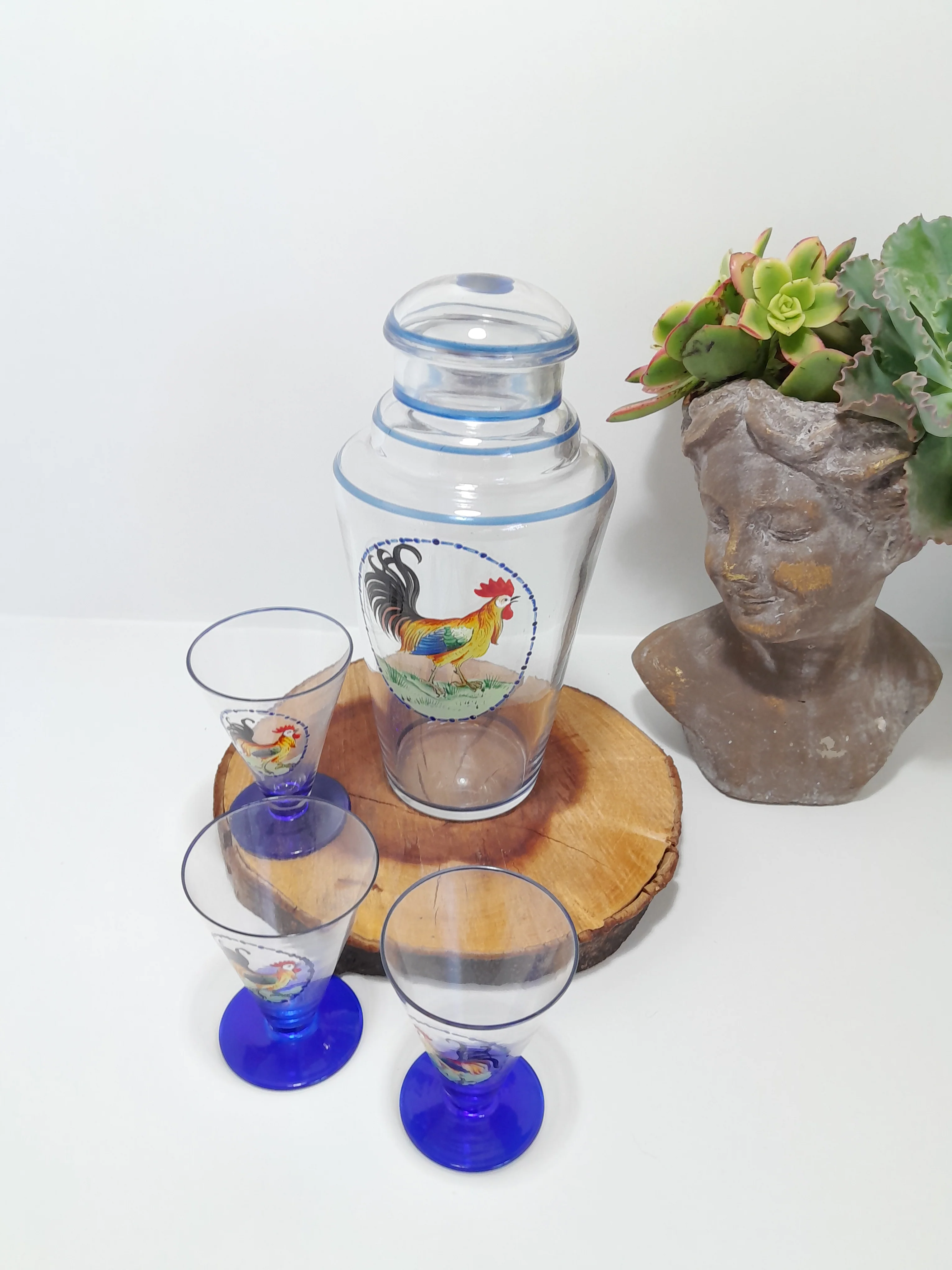 C. 1930s – 1940s A Set of Vintage Art Deco Style Glassware – Decanter and 3 Glasses - Image 3