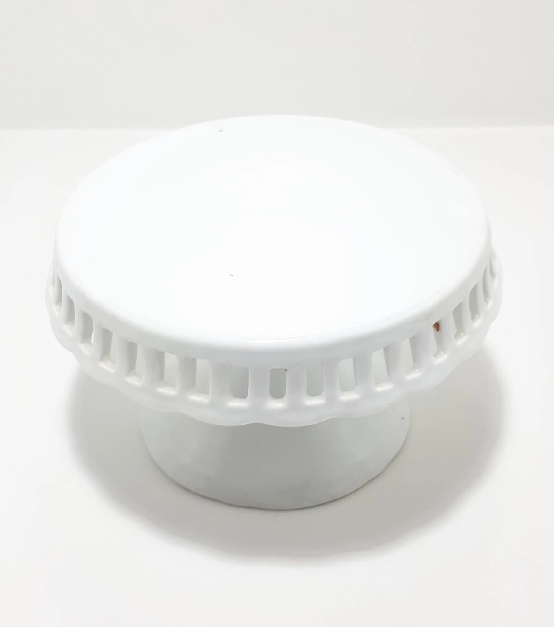 Contemporary Small Porcelain Pedestal Cake Plate / Stand - Image 4