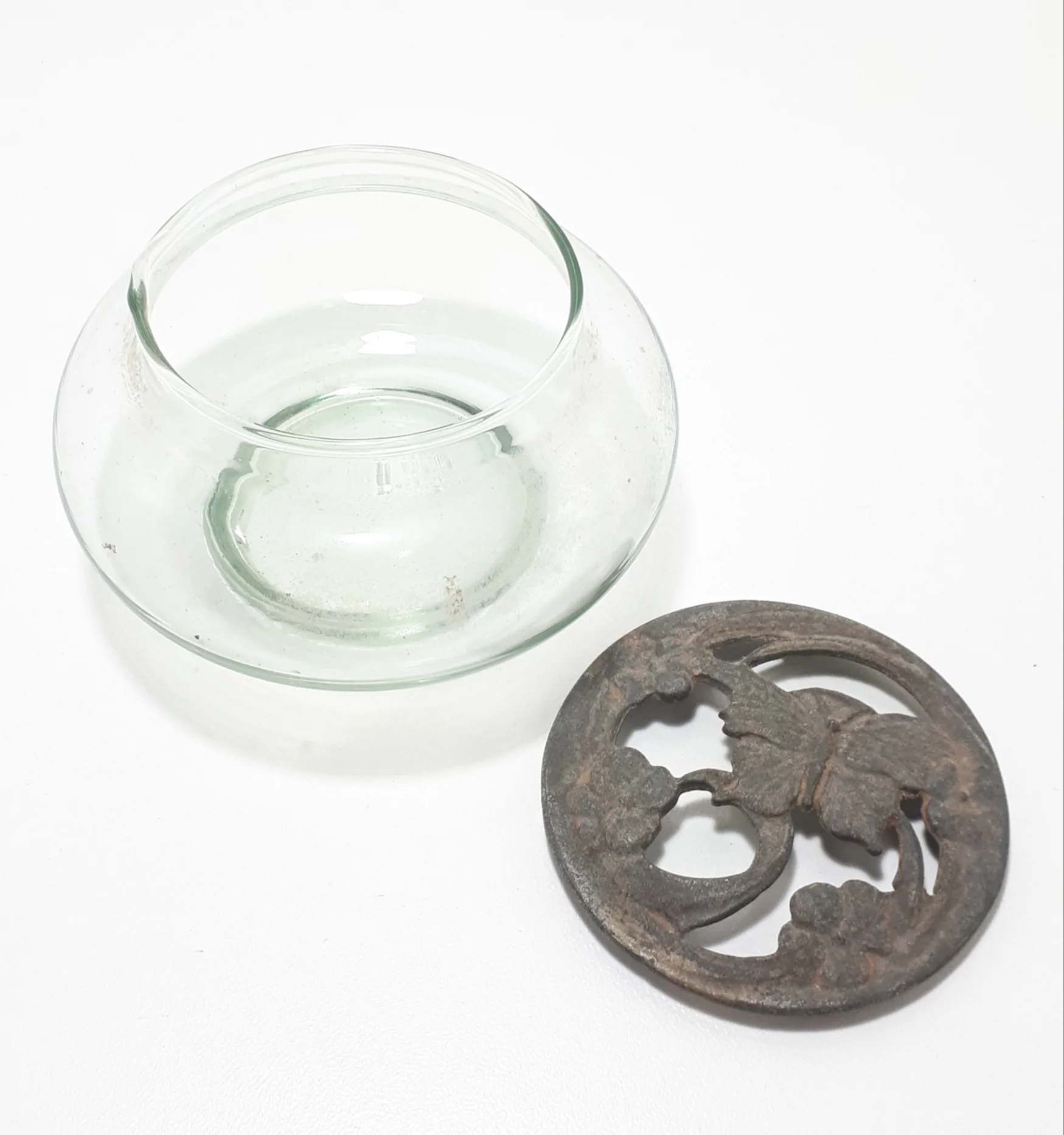 Glass Potpourri Bowl With Pierced Cast Metal Lid - Image 2