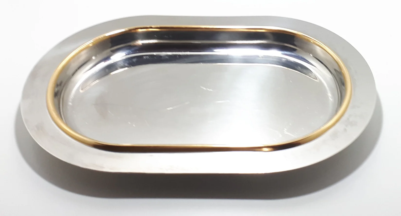 Large Oval Shaped Vintage Italian Morinox Stainless Steel Serving Platter/Bowl With 24kt Gold Plated Rim - Image 4
