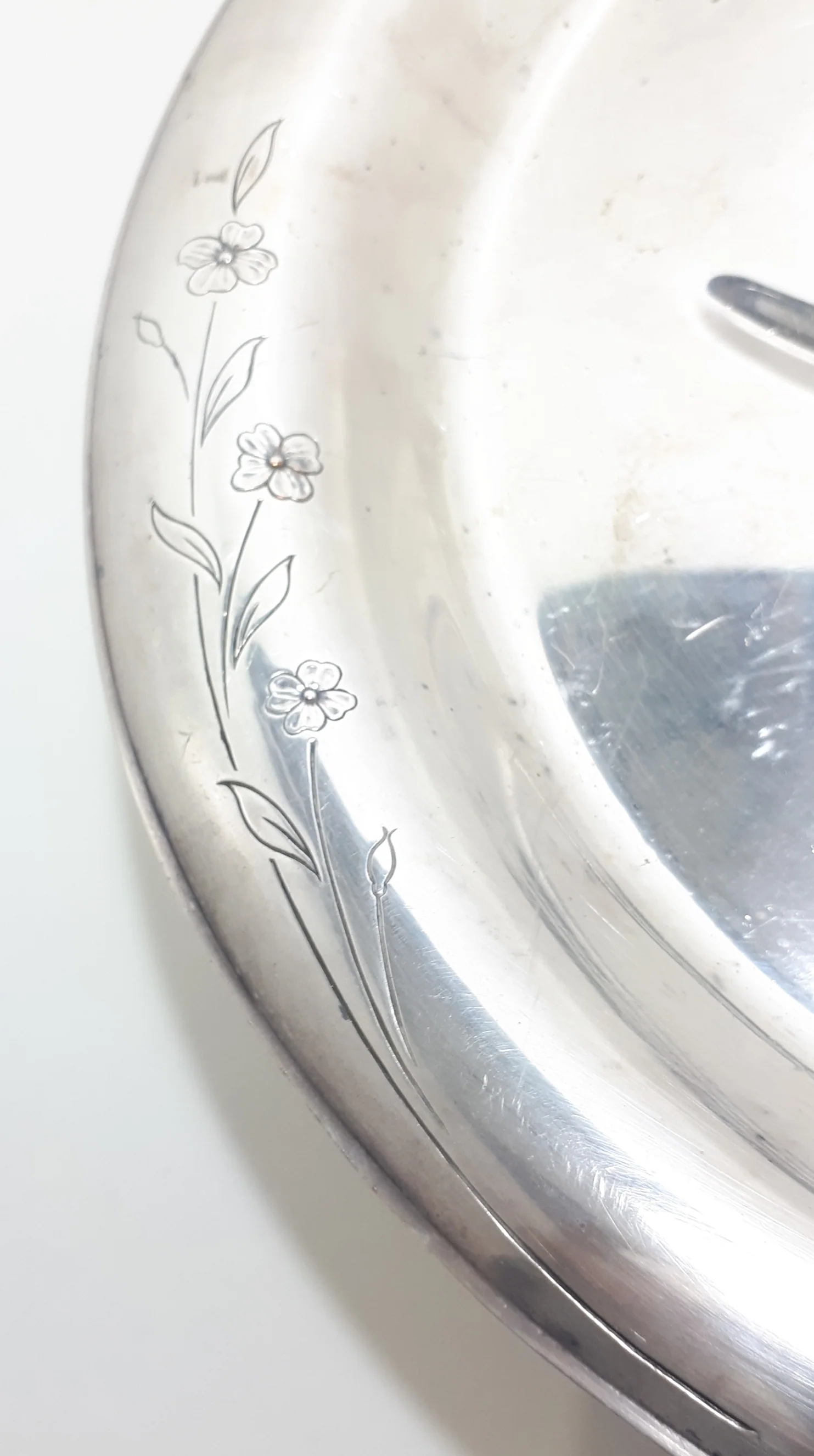 Large Vintage Oval Shaped & Scroll Footed Silver Plated Carving Tray With Drip Well - Image 5