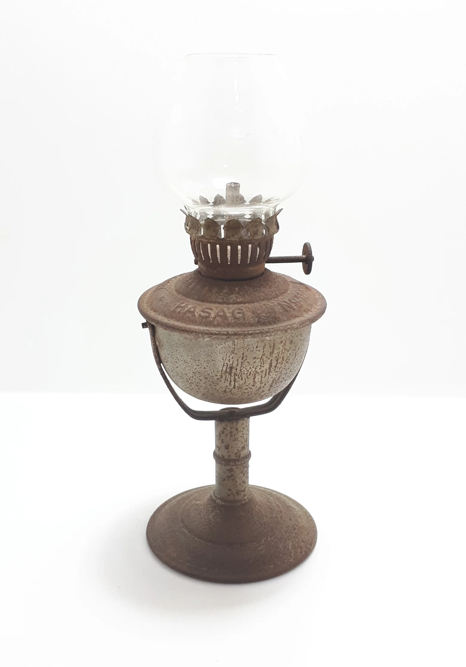 Rare Antique (End of the 19th Century) German Metal HASAG Small Kerosene Oil Lamp No. 105 With Clear Glass Lampshade