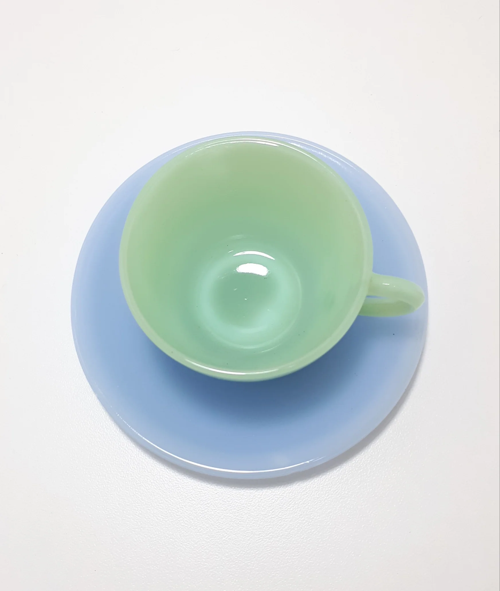 Rare Vintage 1950's Pastel Colour Milk Glass Tea Duo - Jade & Baby Blue - Image 3