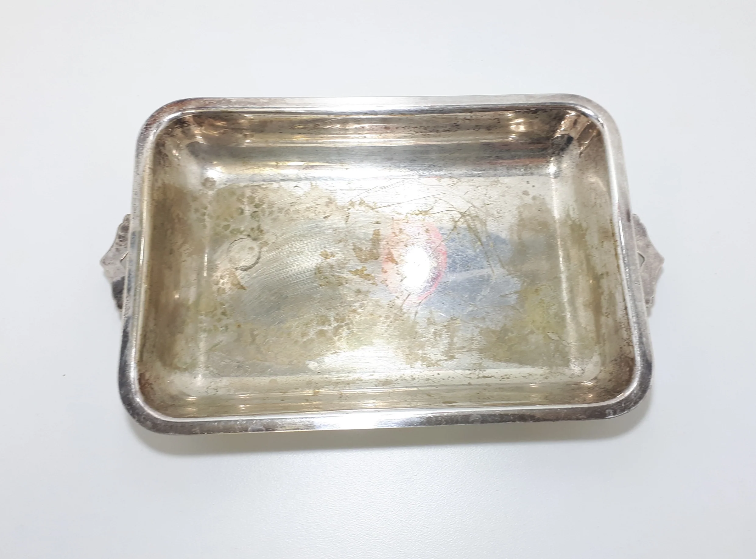 Rectangular Well-used Vintage Silver Plated Dish With Handles - Image 5