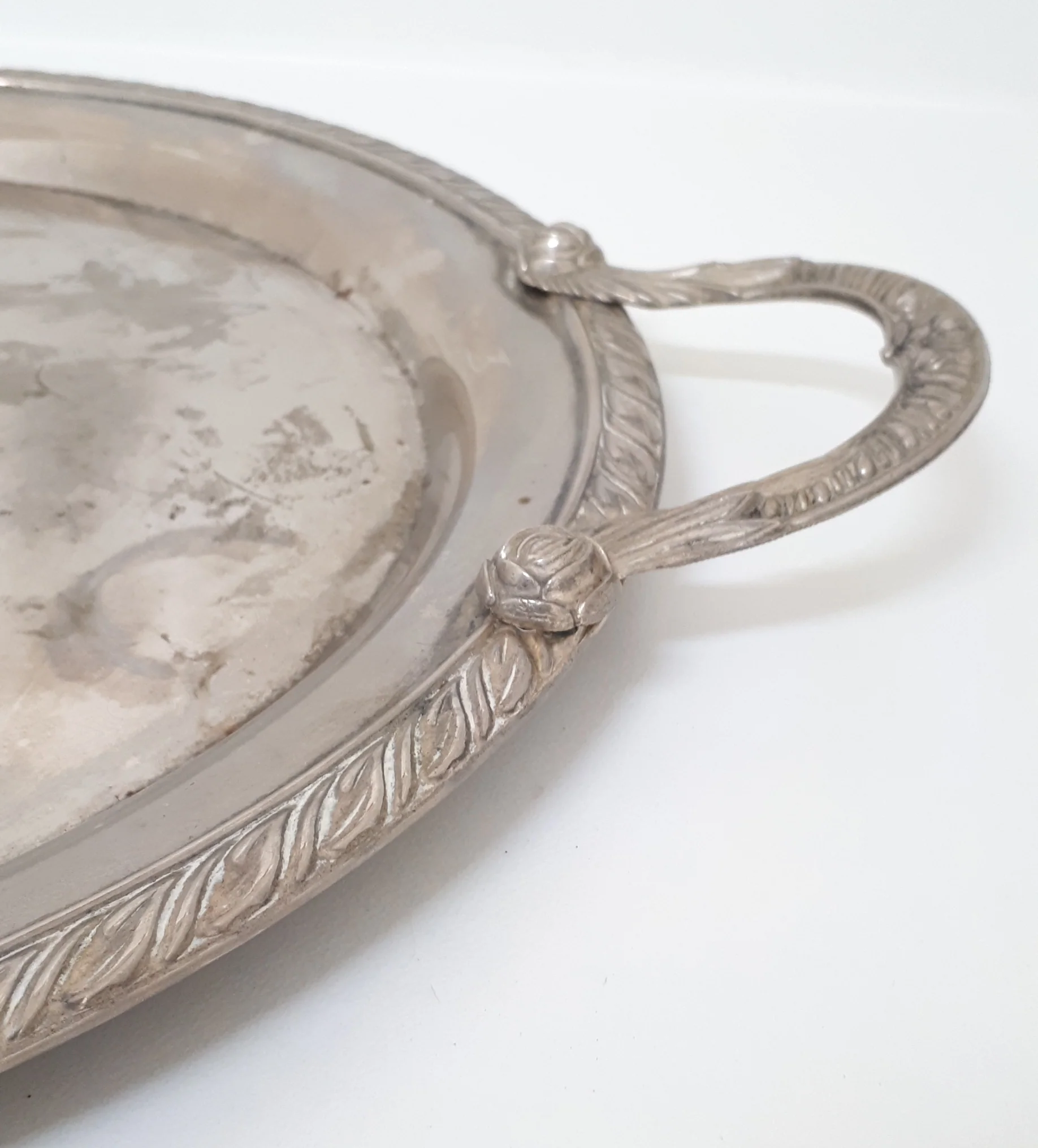 Round Silver Plated Drinks / Serving Tray With Handles – Baroque Etched Patterning - Image 4