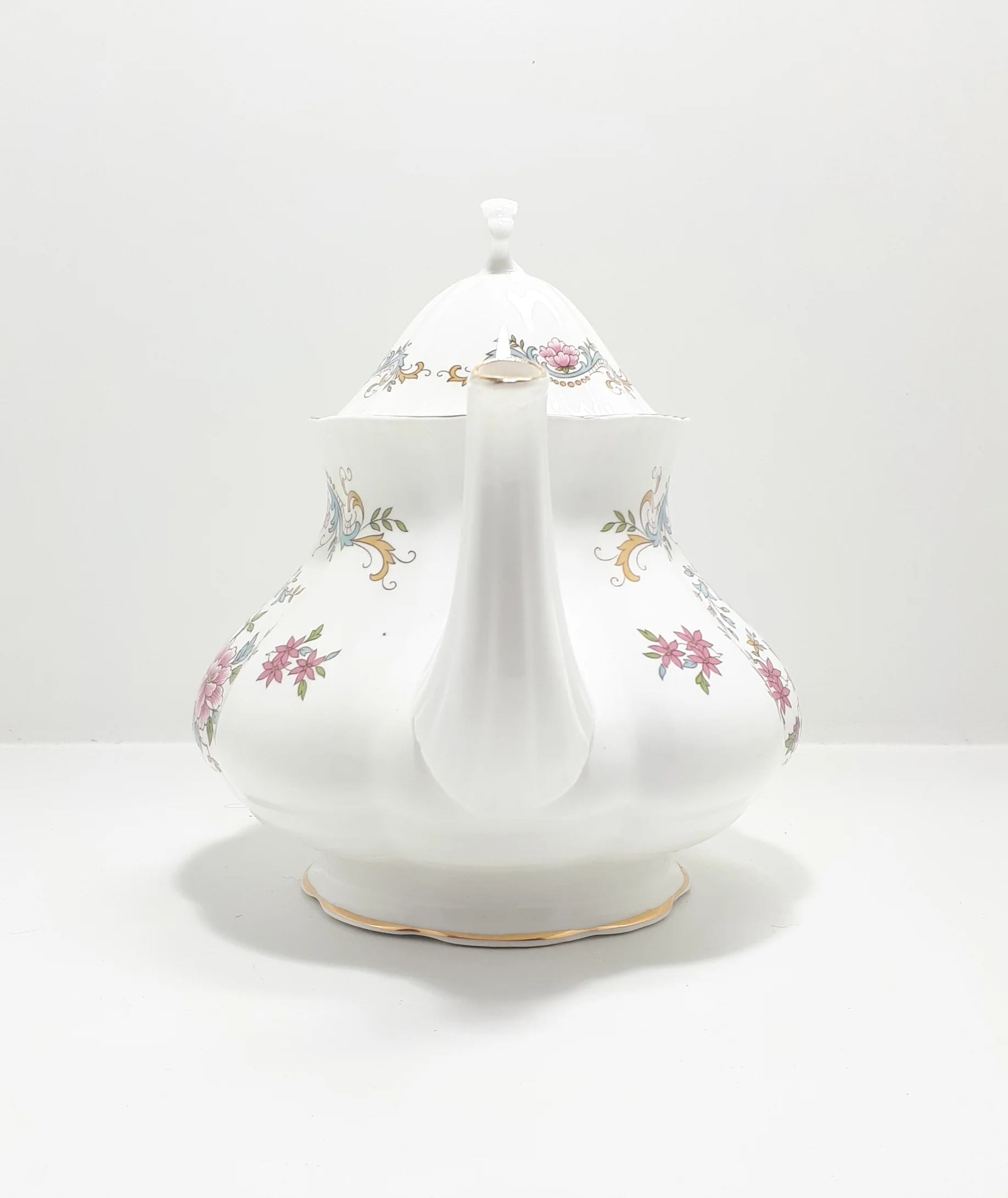 Royal Standard 6 Cup Tea Pot – Mandarin Pattern - Image 4