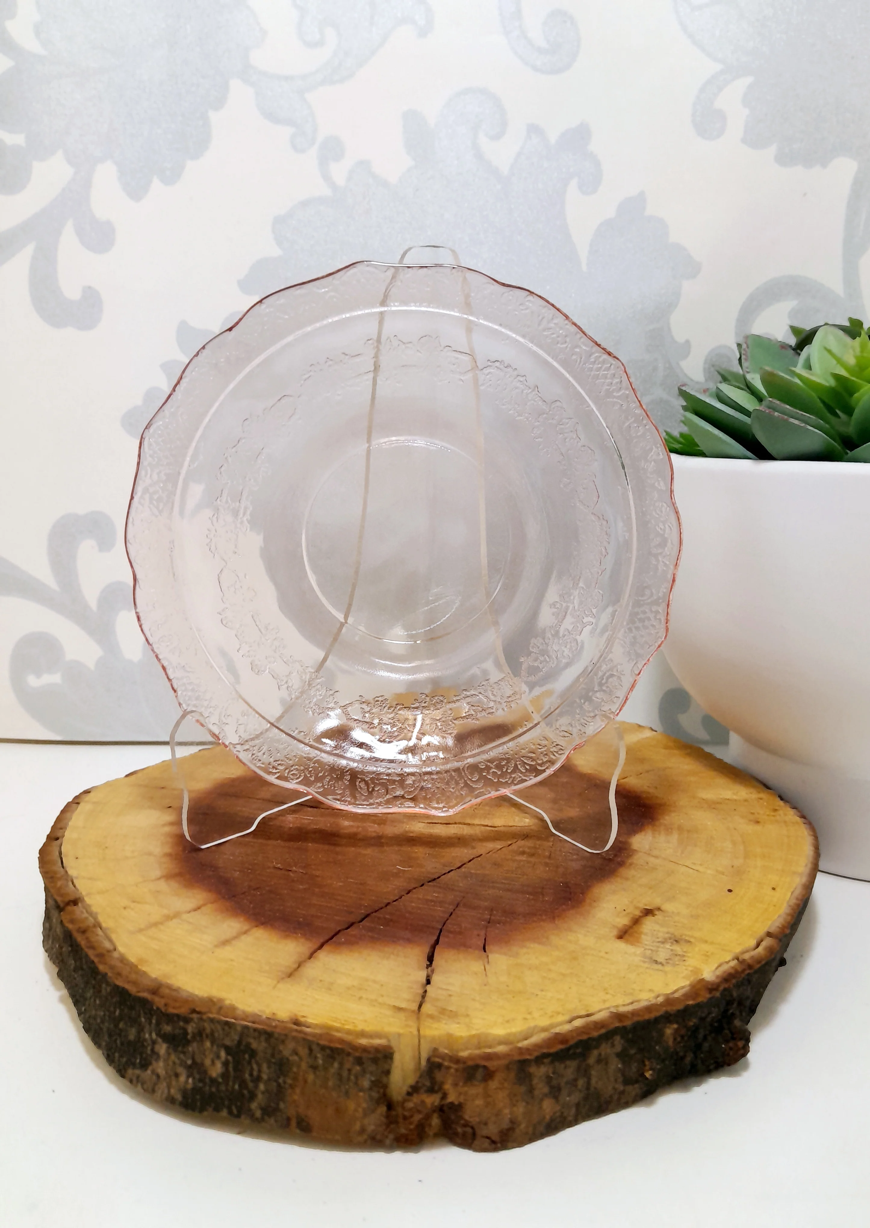 Salmon Pink Glass Saucer - Image 4