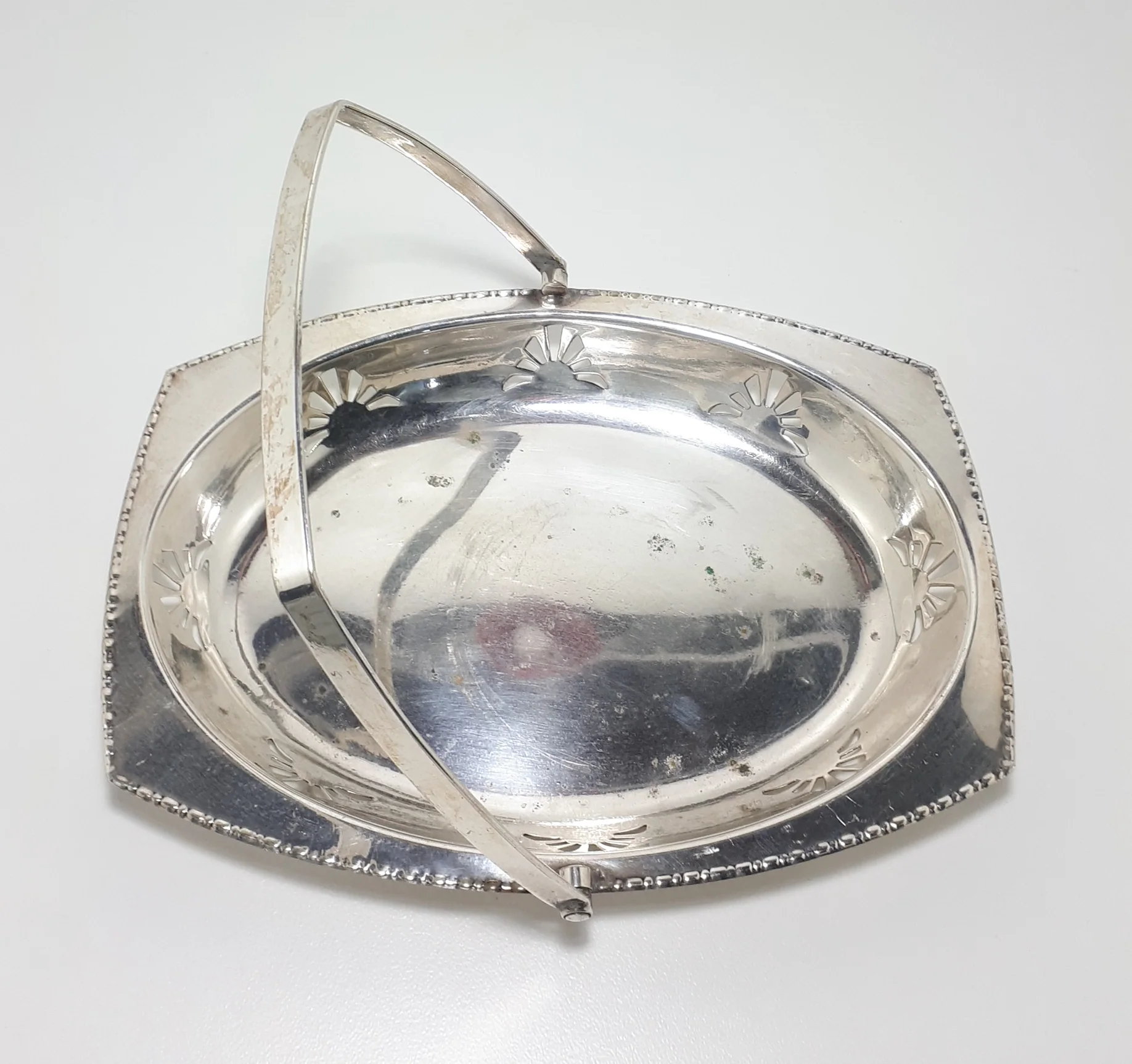 Silver Plated Swing Handled Vintage Presentation Basket - Image 3