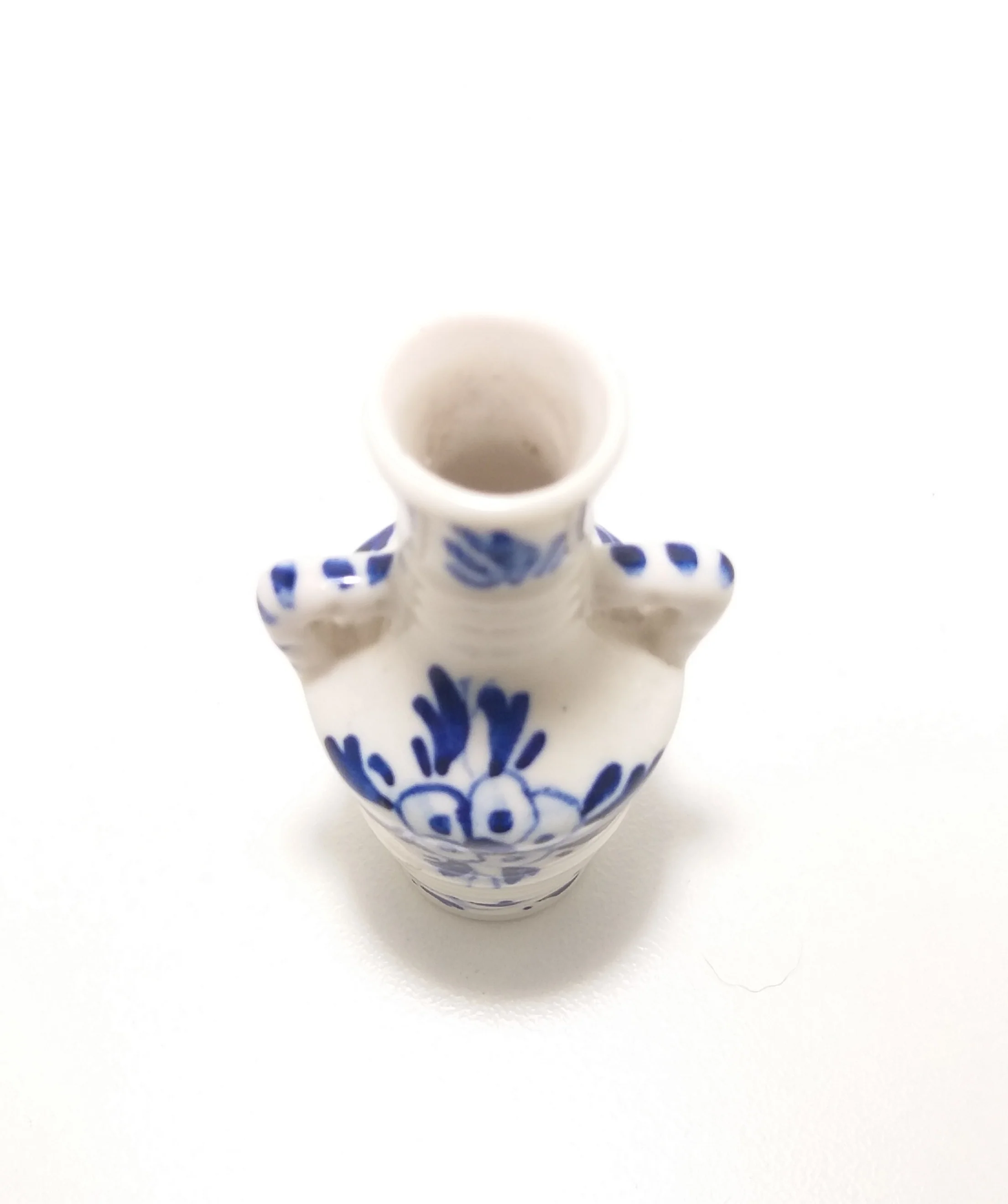 Small Delft Porcelain Bud Vase - Image 5