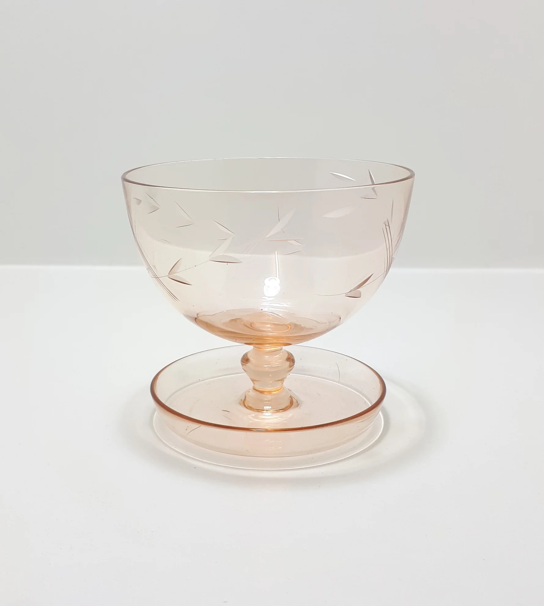 Small Peach Coloured Glass Pedestal Bowl With Wheat Pattern