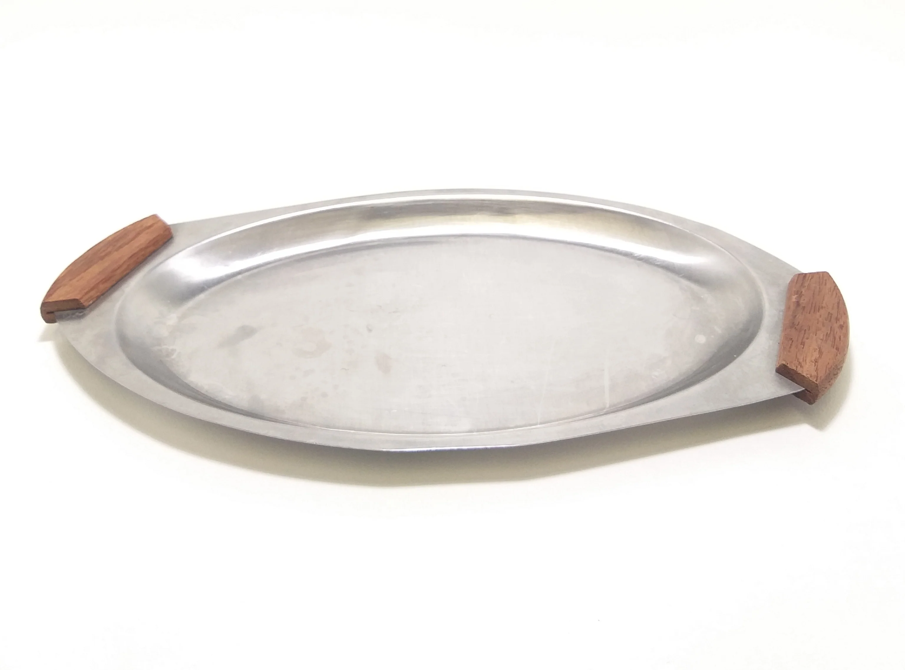 Stainless Steel Snack Dish With Wood Handles - Image 5
