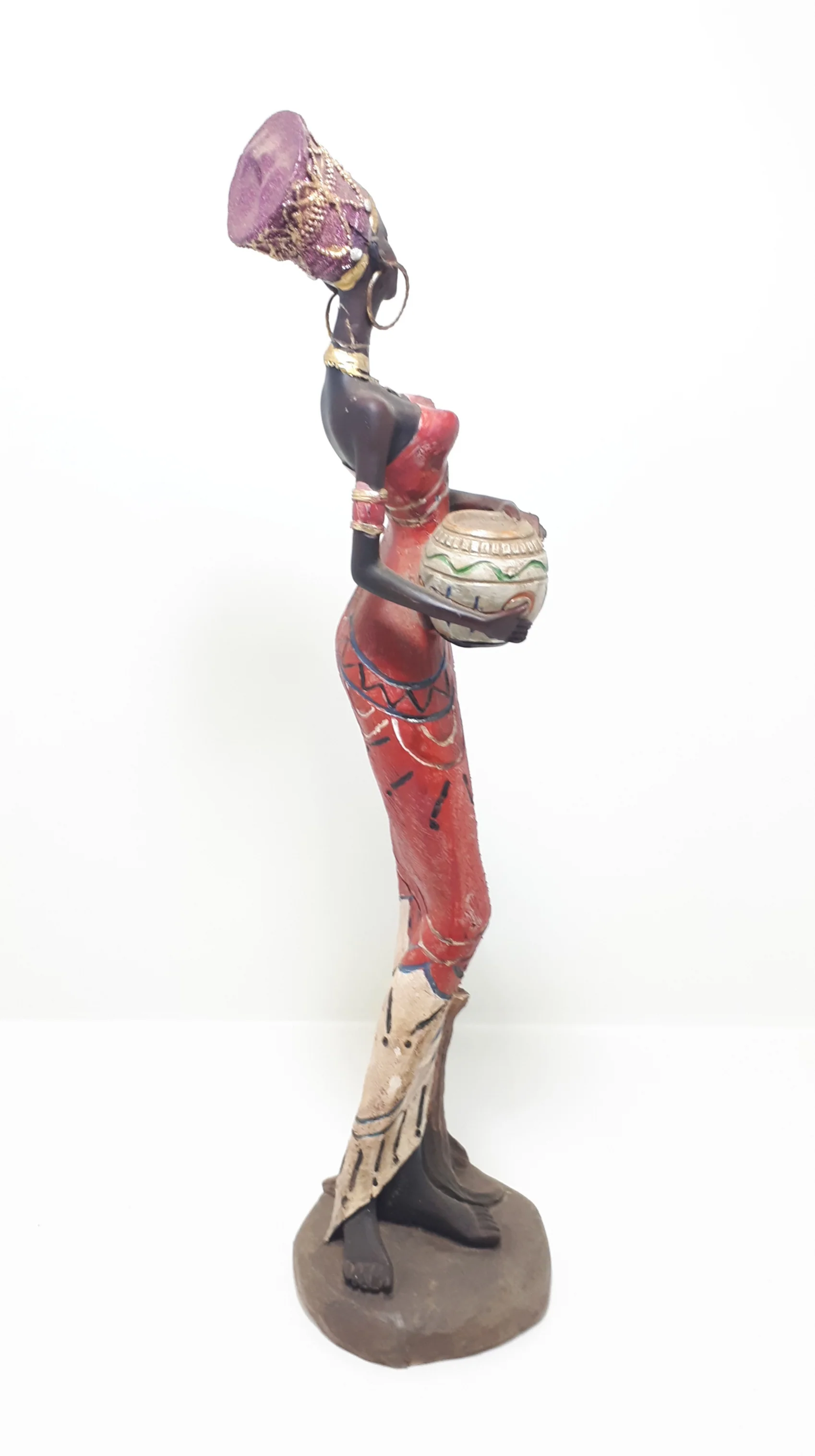 Decorative Tall African Lady Resin Figurine In Traditional Clothing - Image 4