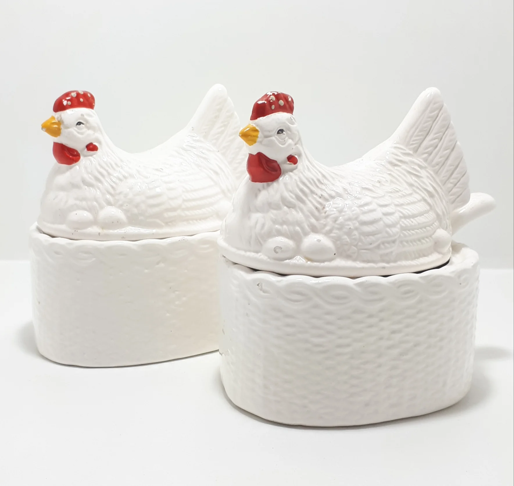 Two Vintage Porcelain Hen Condiment Pots (Salt & Pepper) With Lift On/Off Lids & One Ladle – Cruet Set