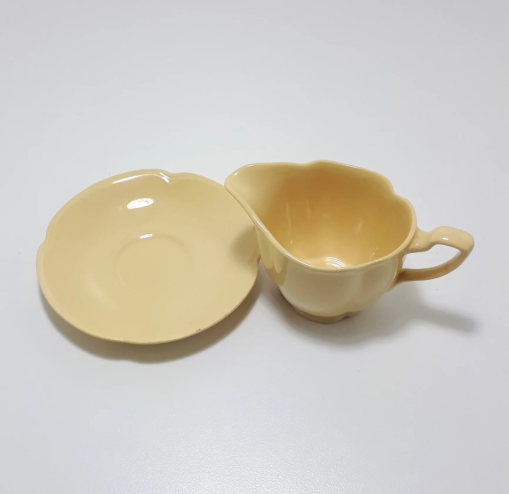 Vintage 1925-1970's Johnson Bros "Golden Dawn” Small Porcelain Creamer & Matching Saucer - Image 3