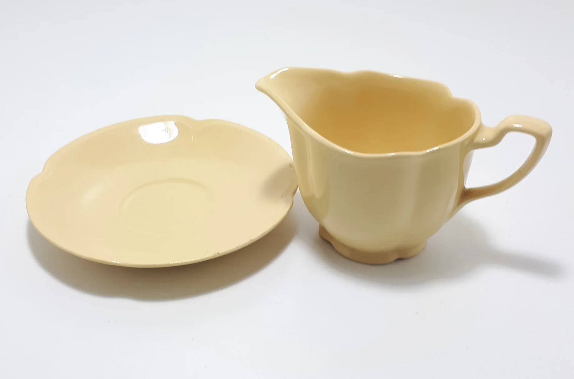 Vintage 1925-1970's Johnson Bros "Golden Dawn” Small Porcelain Creamer & Matching Saucer - Image 4