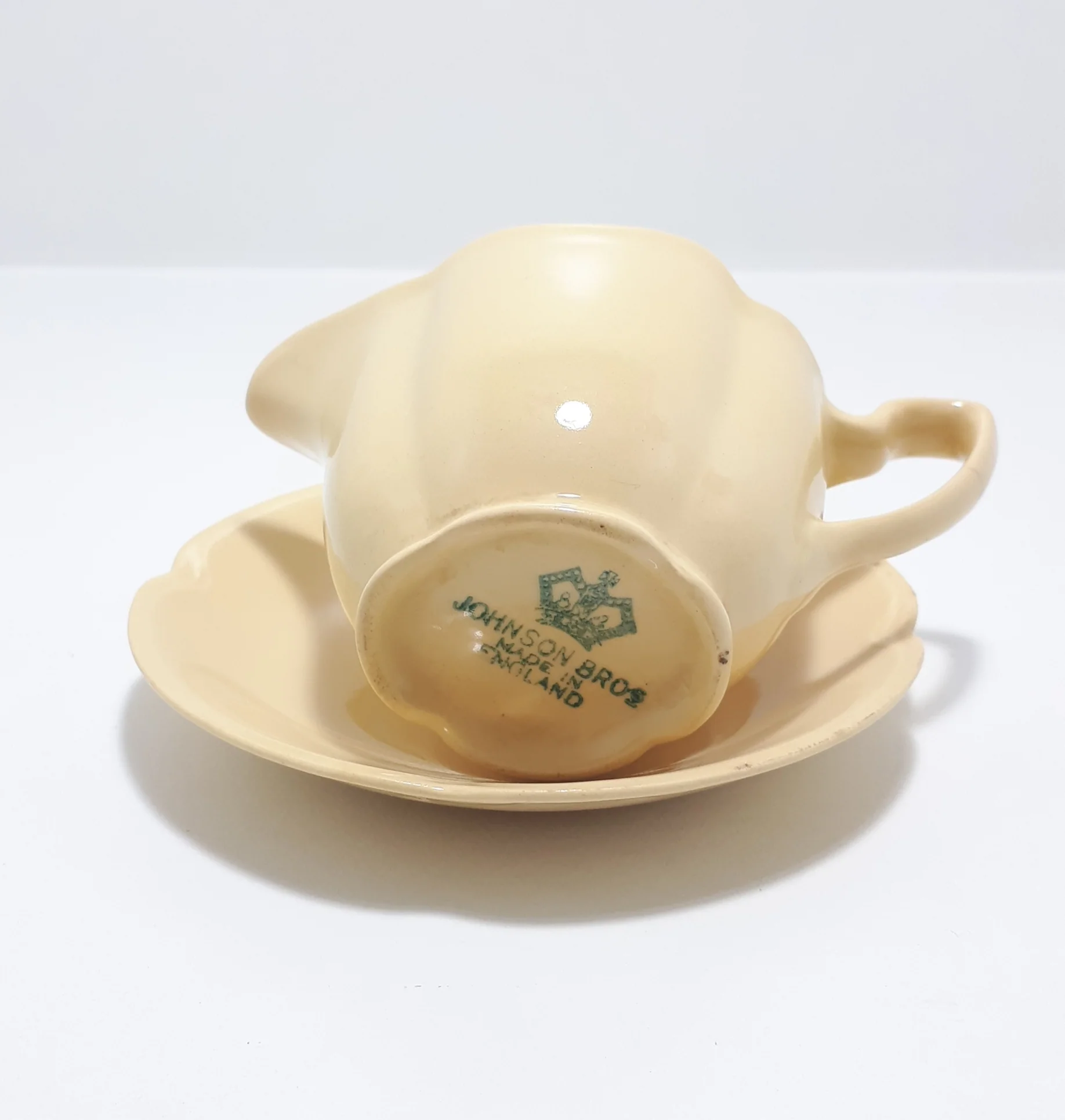 Vintage 1925-1970's Johnson Bros "Golden Dawn” Small Porcelain Creamer & Matching Saucer - Image 5