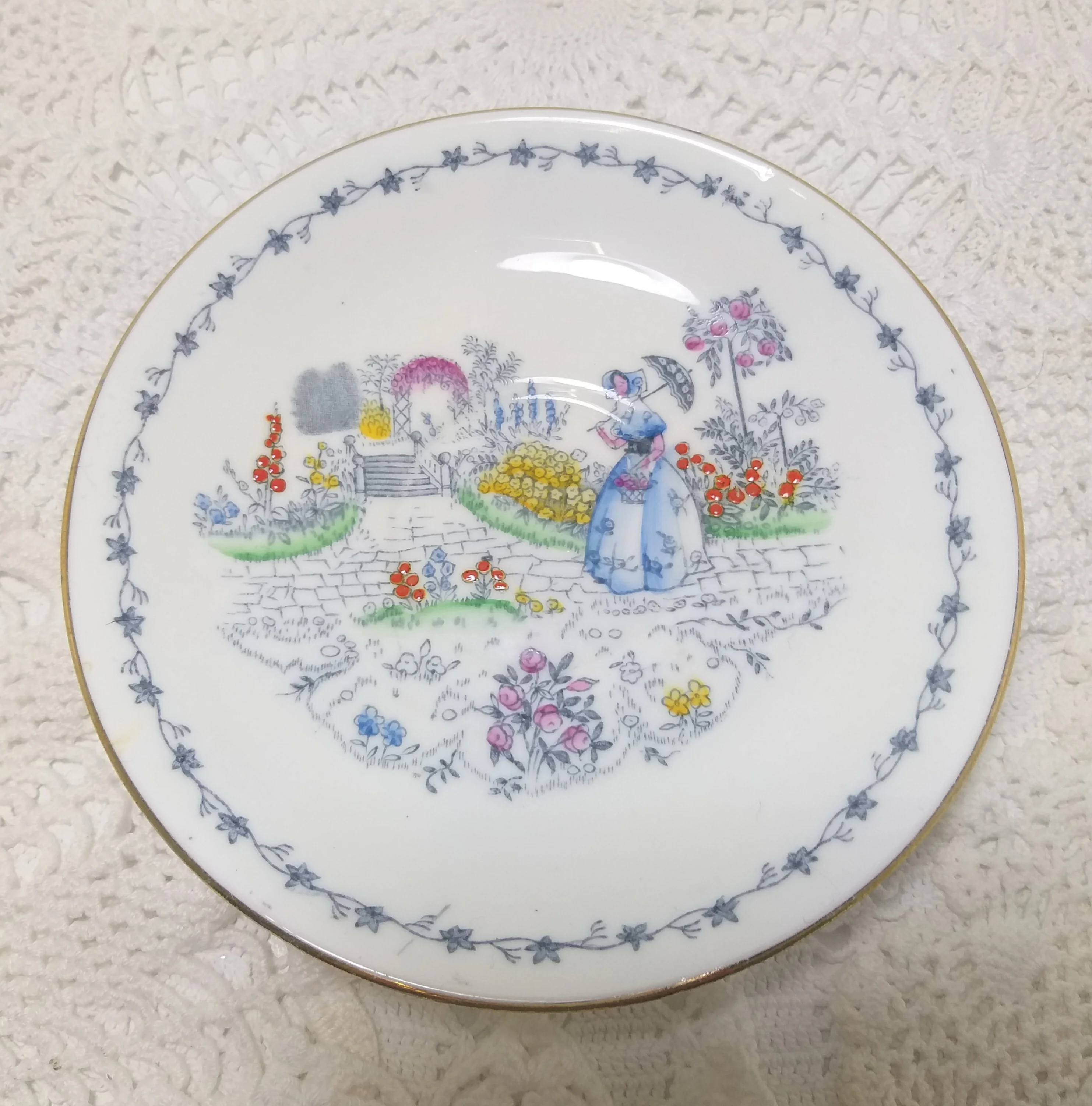 Vintage 1936-1966 Fine Porcelain Bell China Saucer - Image 2