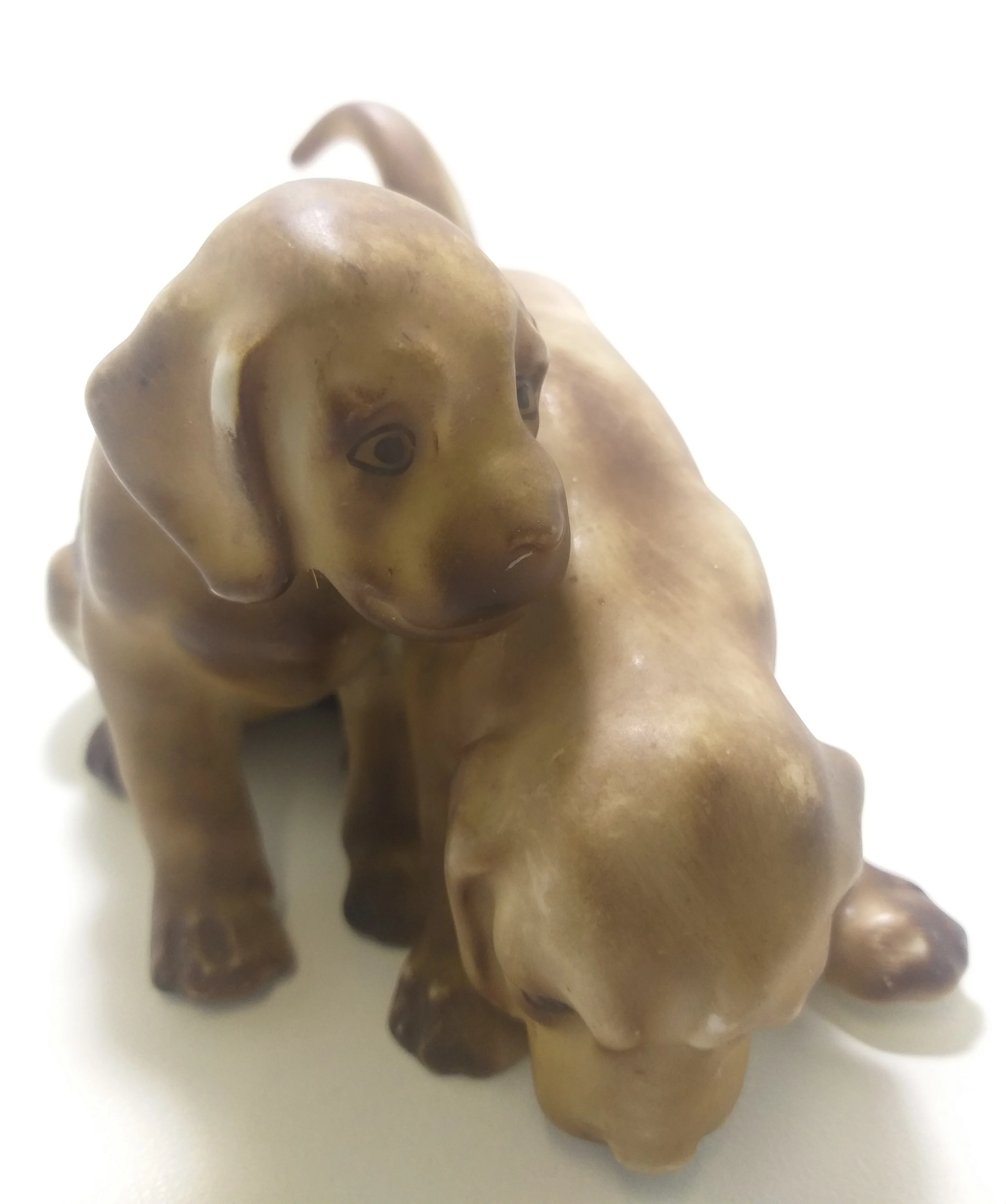 Vintage Collectable Ceramic Figurine Of Two Playful Labrador Puppies - Image 9