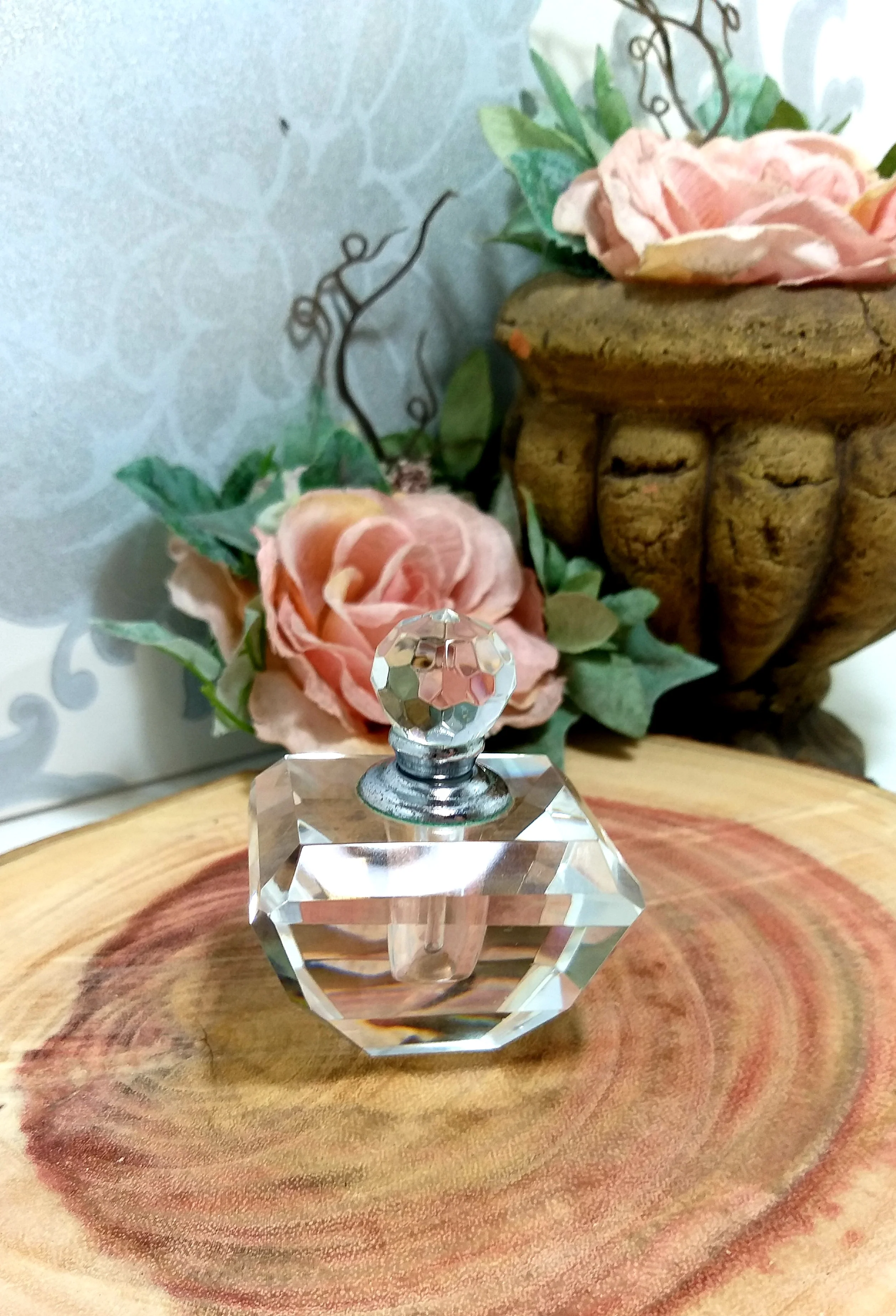 Vintage Facet Cut Crystal Perfume Bottle With Screw Top & Glass Wand - Image 5