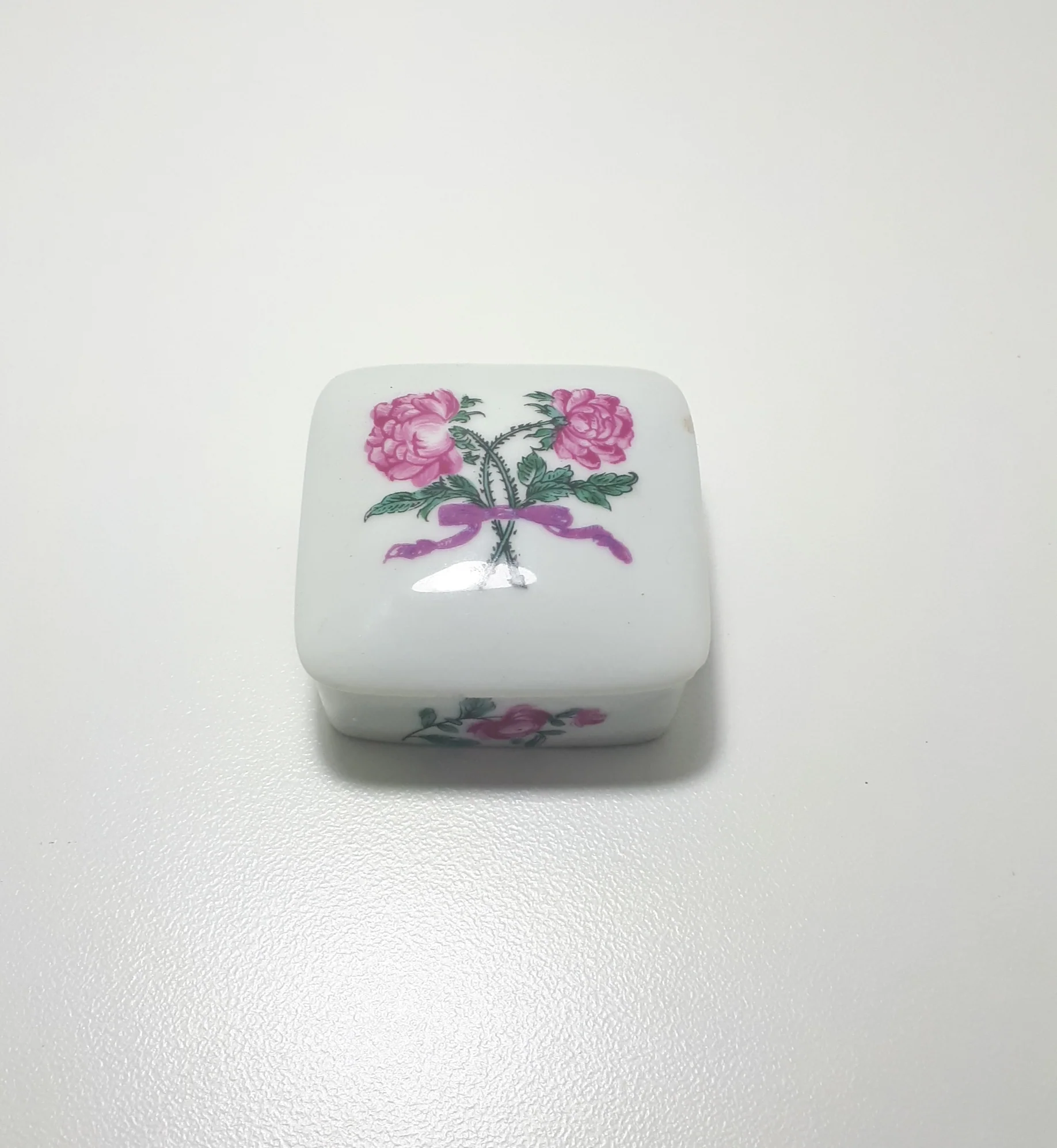 Vintage French Bernardaud Limoges Fine Porcelain Lidded Trinket Box With Rose Detail - Image 2