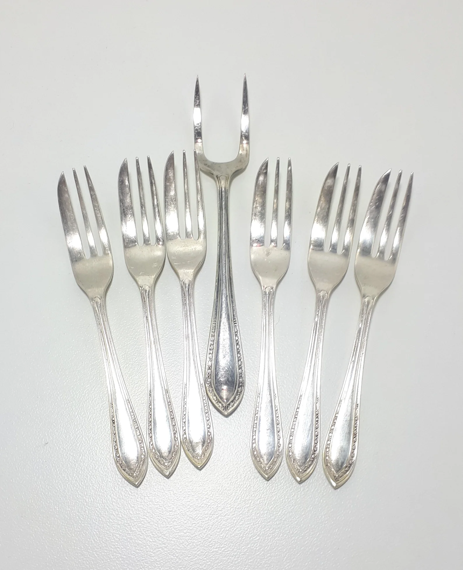 Vintage Pre 1950βs Set Of 6 Silver Plated Ell Ware, Sheffield, Cake Fork With Matching Server Fork β Countess Version Handle Design