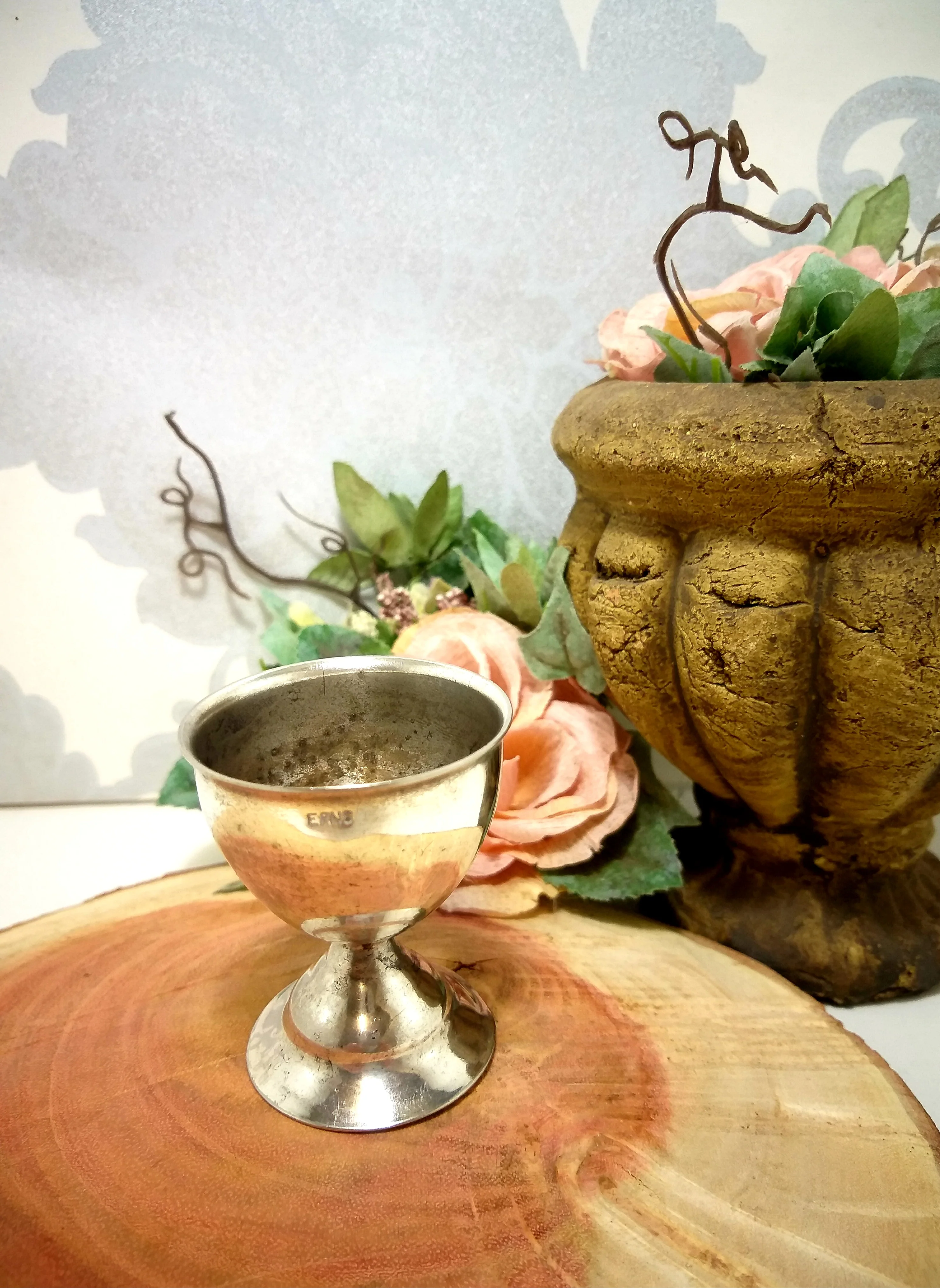 Vintage Silver Plated Egg Cup - Image 3