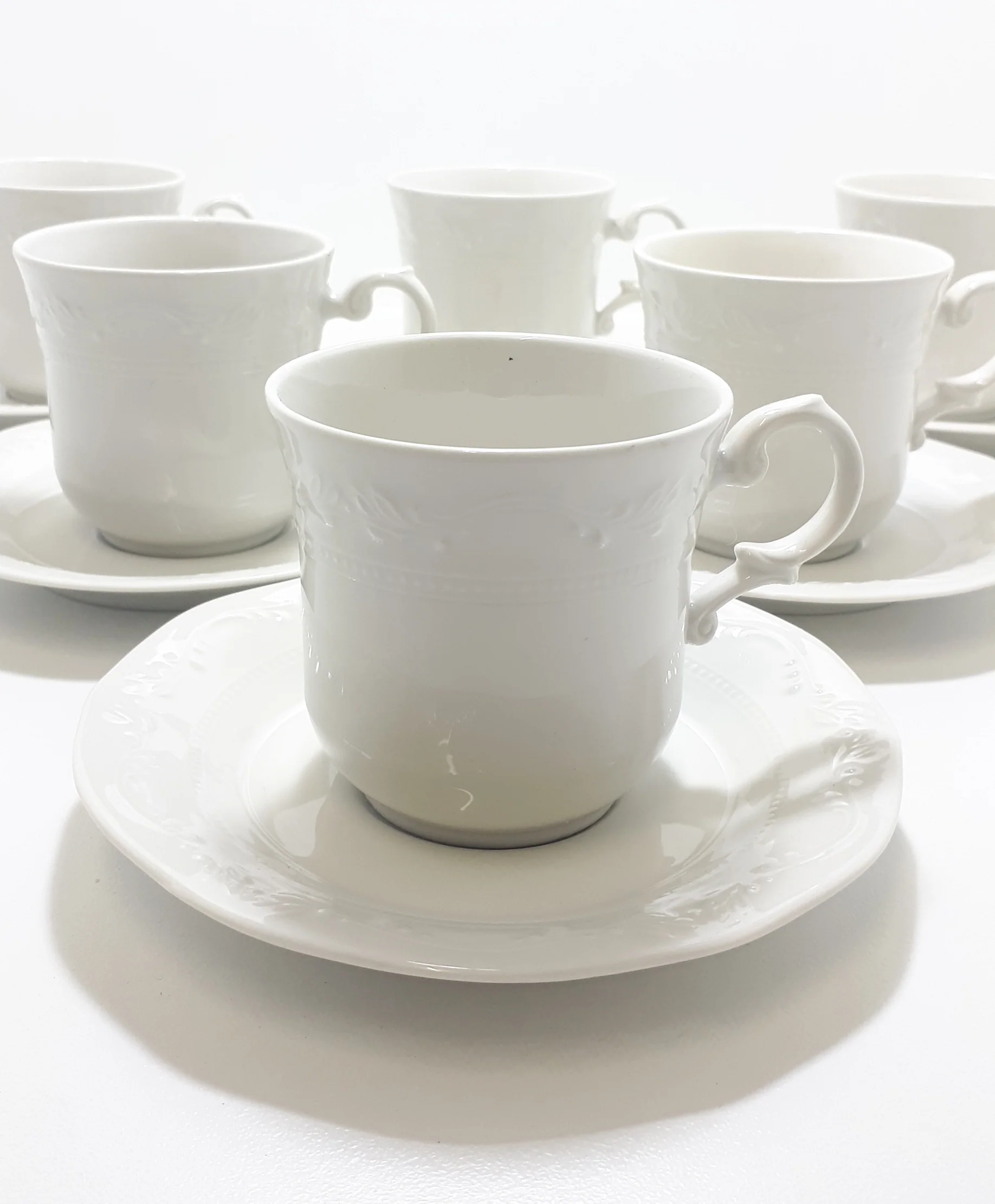 Vintage South African Set Of 6 White Huguenot Royale Cups & Saucers - Image 3