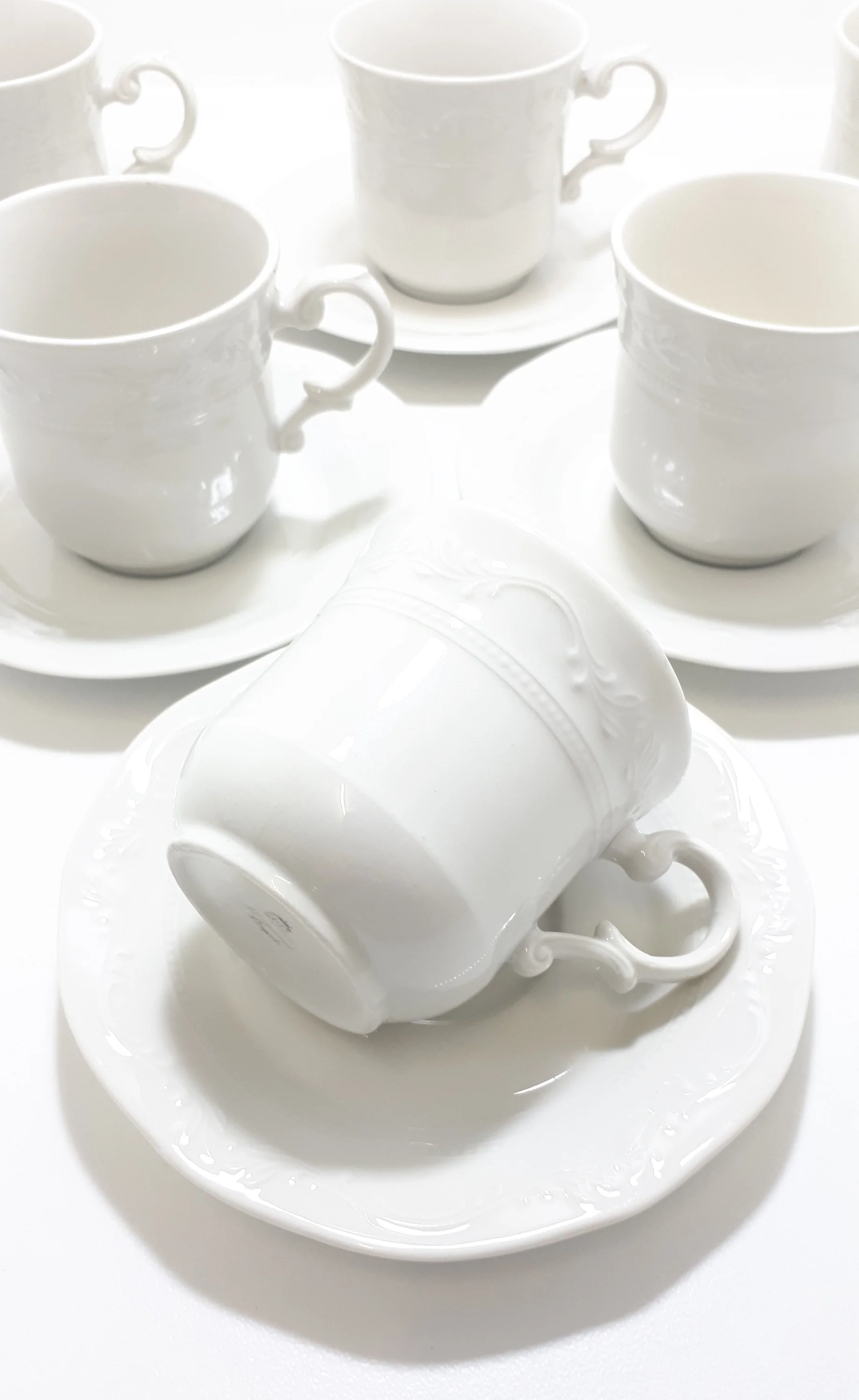 Vintage South African Set Of 6 White Huguenot Royale Cups & Saucers - Image 5