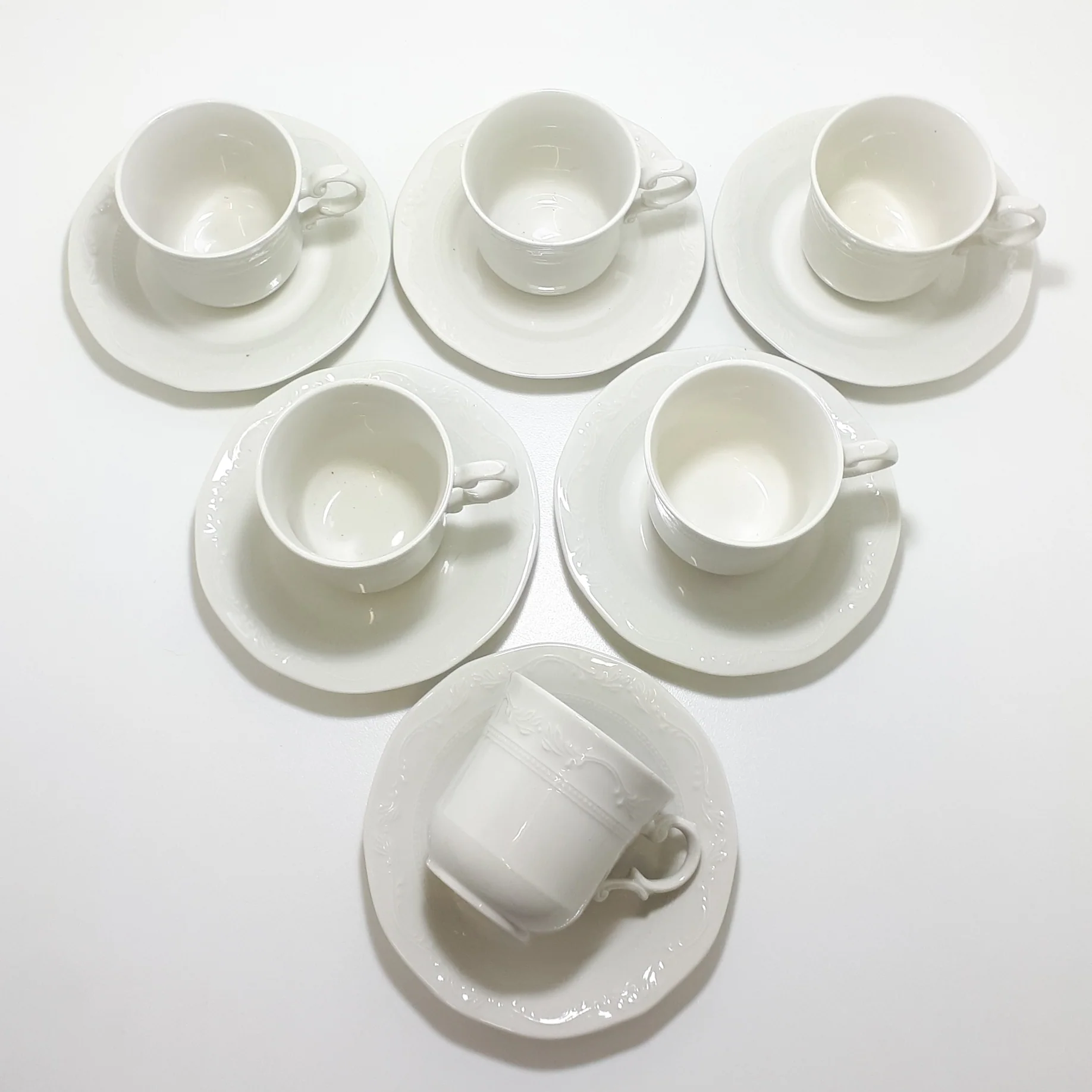 Vintage South African Set Of 6 White Huguenot Royale Cups & Saucers - Image 6