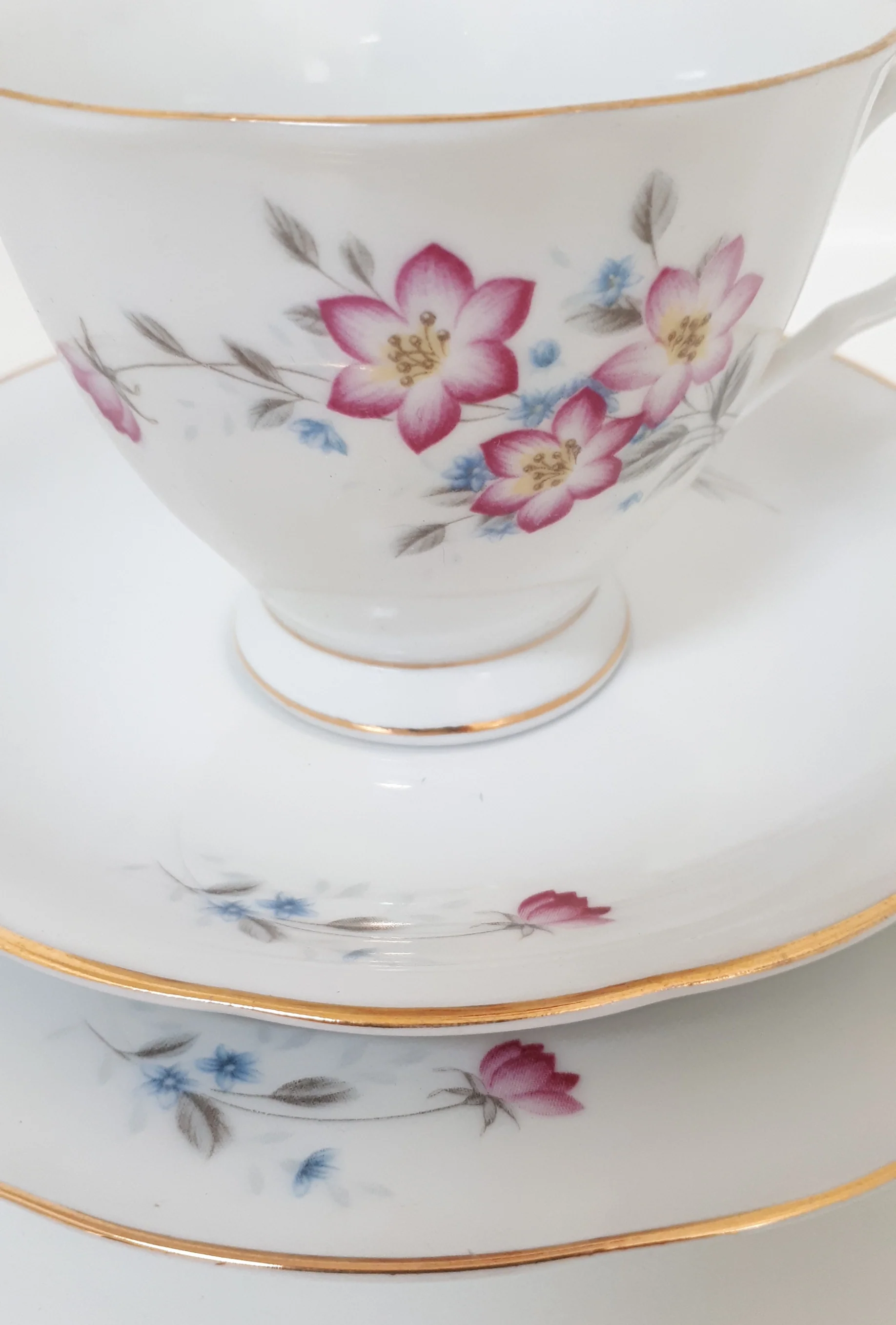 White Porcelain Tea Trio – Cup, Saucer & Tea Plate With Pink & Blue Tiny Flowers - Image 4